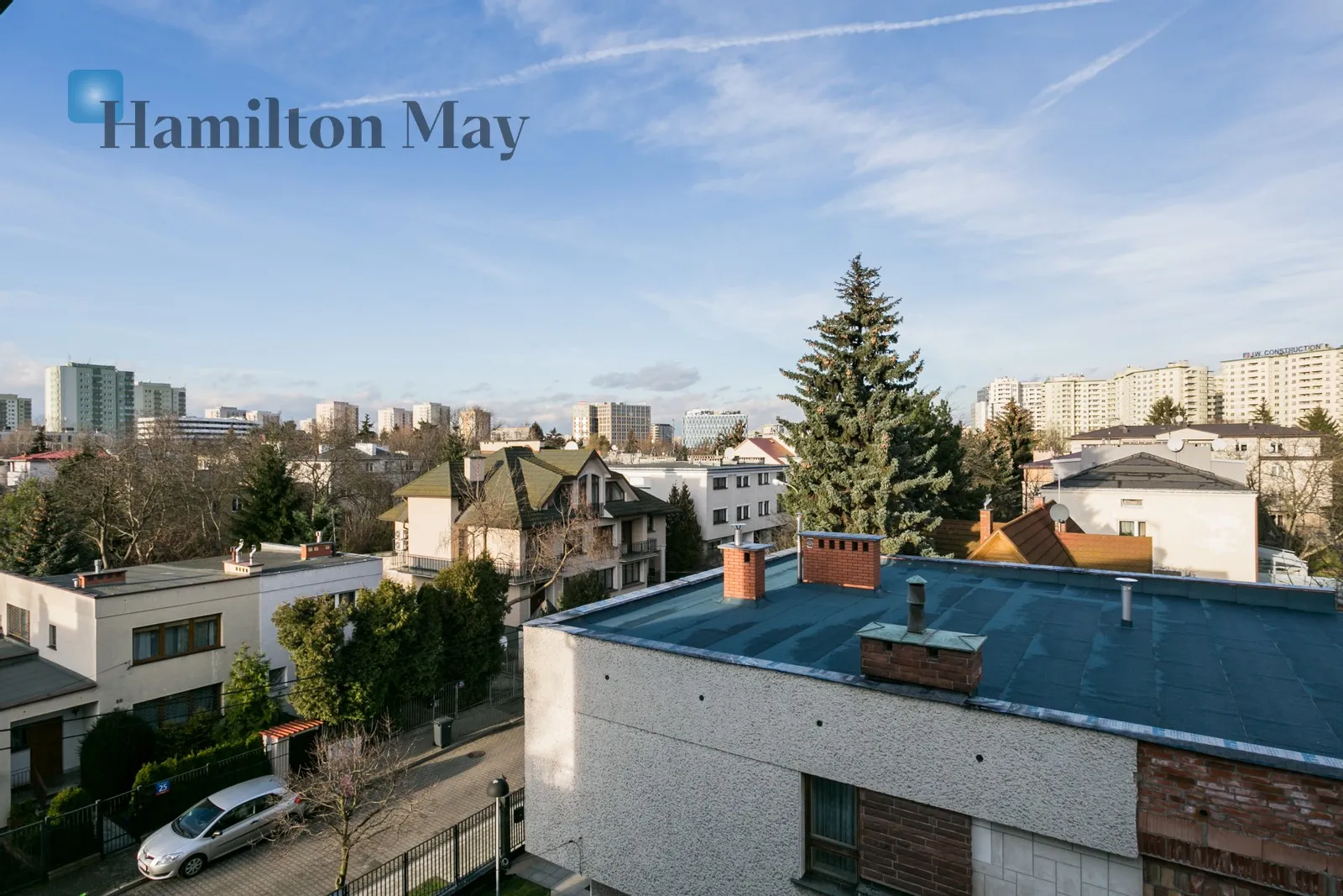 Level: 3 Price: 16500 PLN Bedrooms: 4 Bathrooms: 4 Size: 181m2 - slider