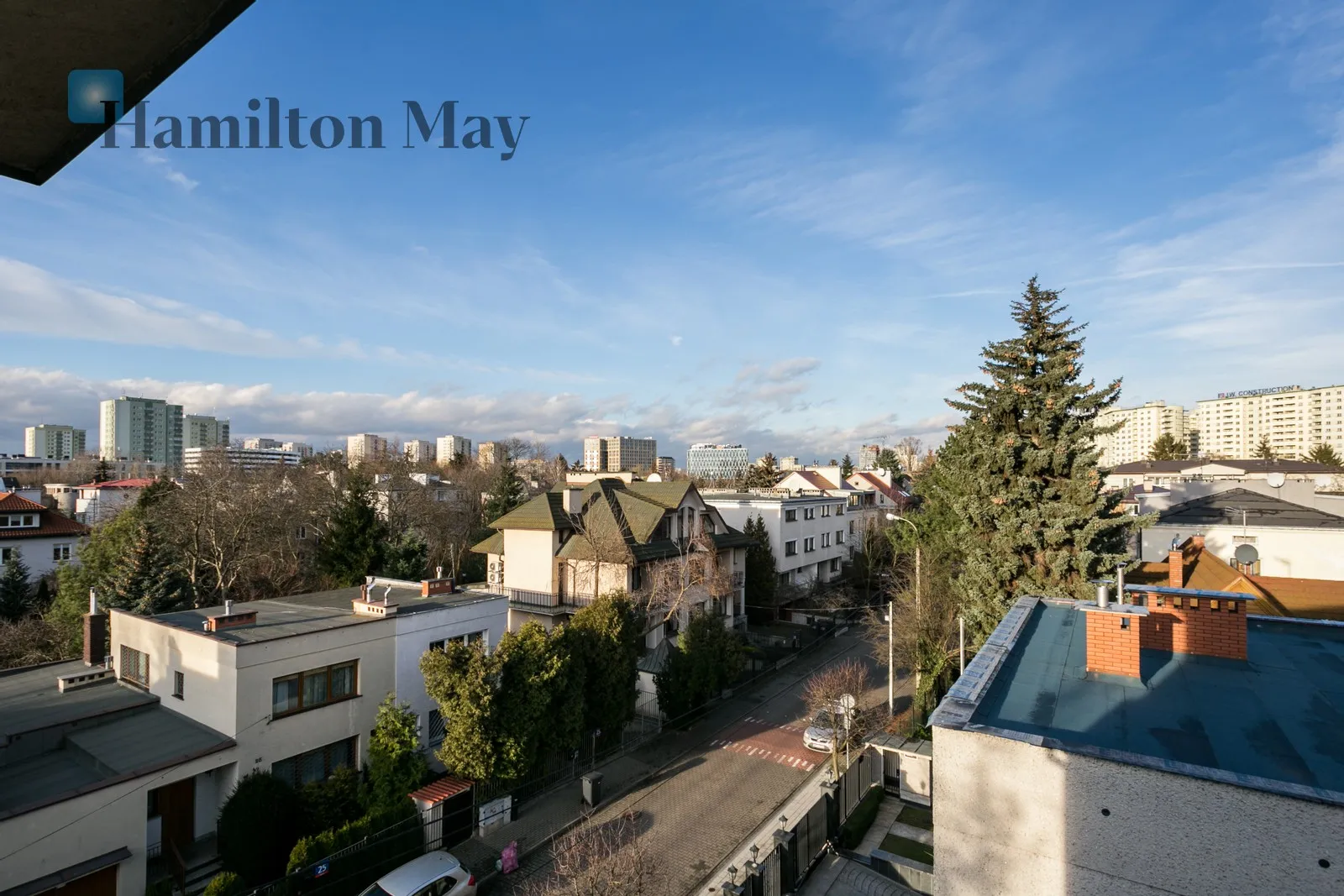 City: Warszawa Street: Niedźwiedzia Region: Mokotów Subregion: Służew - slider