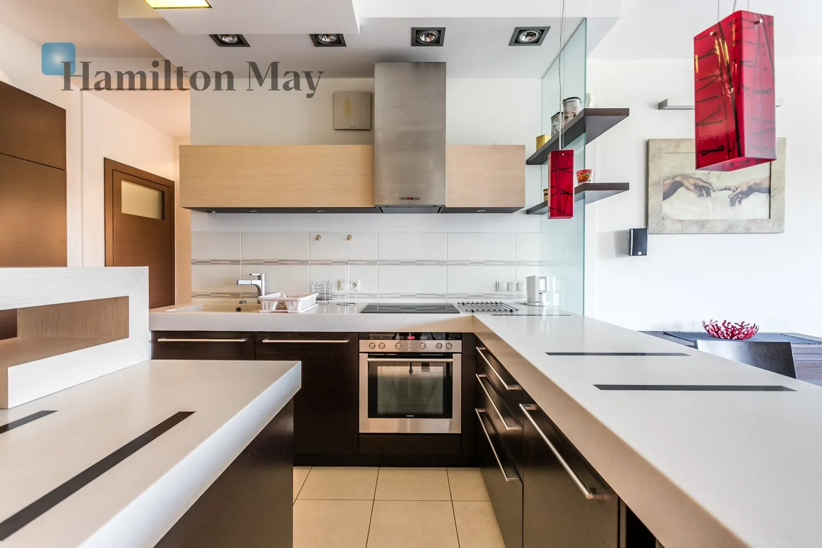 Street: Wiktorska Region: Mokotów Subregion: Stary Mokotów Distance to centre: 3.46 km Level: 3 Price: 7200 PLN Bedrooms: 2 Bathrooms: 2 - slider