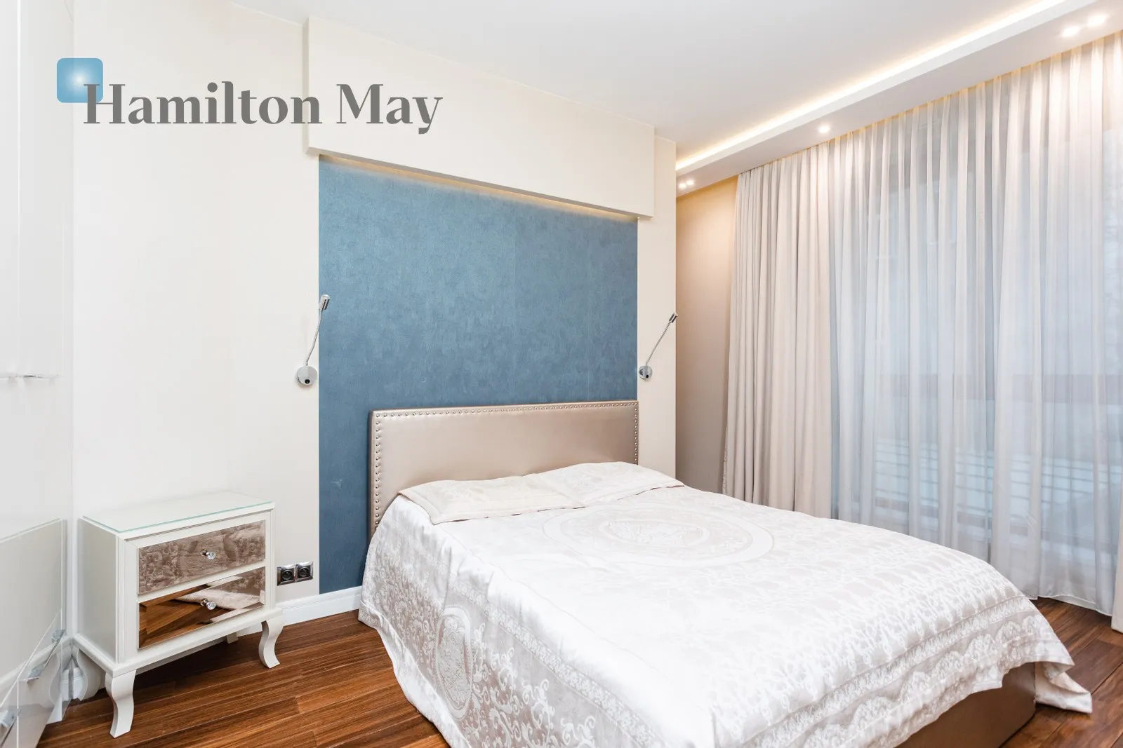 Street: Ogrodowa Region: Wola Subregion: Mirów Distance to centre: 1.99 km Level: 1 Price: 4500 PLN Bedrooms: 1 Bathrooms: 1 - slider