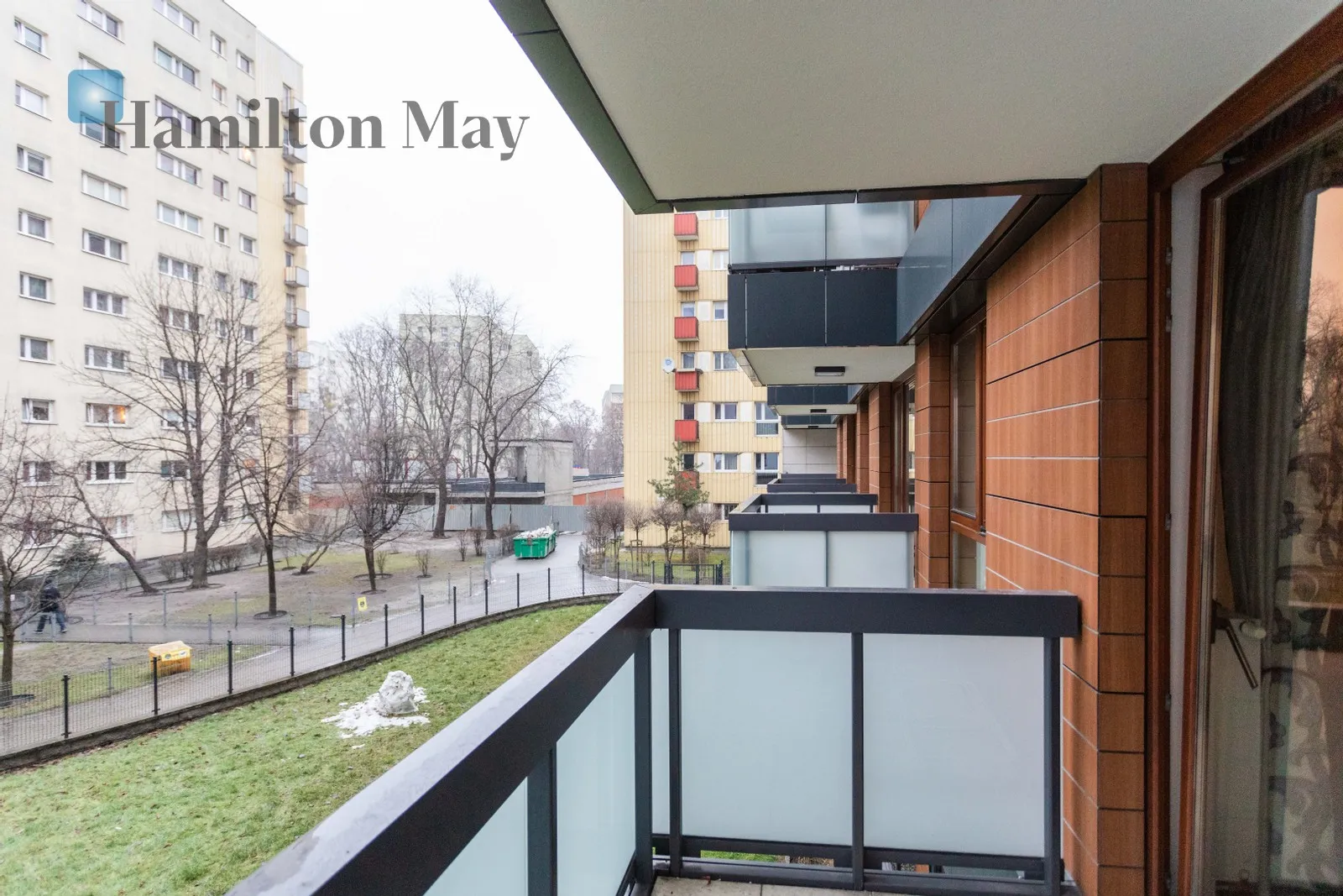 Region: Wola Subregion: Mirów Distance to centre: 1.99 km Level: 1 Price: 4500 PLN Bedrooms: 1 Bathrooms: 1 - slider