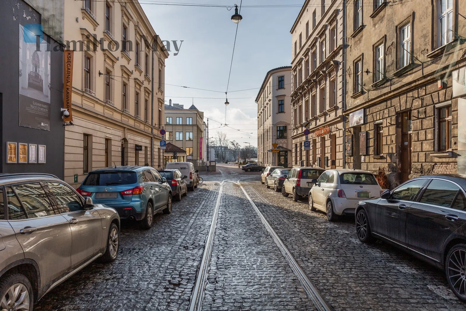 City: Kraków Street: Dajwór Region: Stare Miasto Subregion: Kazimierz Distance to centre: 1.51 km Level: 1 - slider