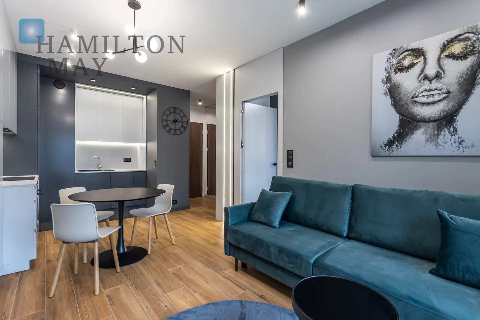 City: Warszawa Street: Waliców Region: Wola Subregion: Mirów Distance to centre: 1.4 km Level: 6 Price: 4900 PLN Bedrooms: 1 Bathrooms: 1 Size: 35m2 Price/m2: 140 PLN - slider