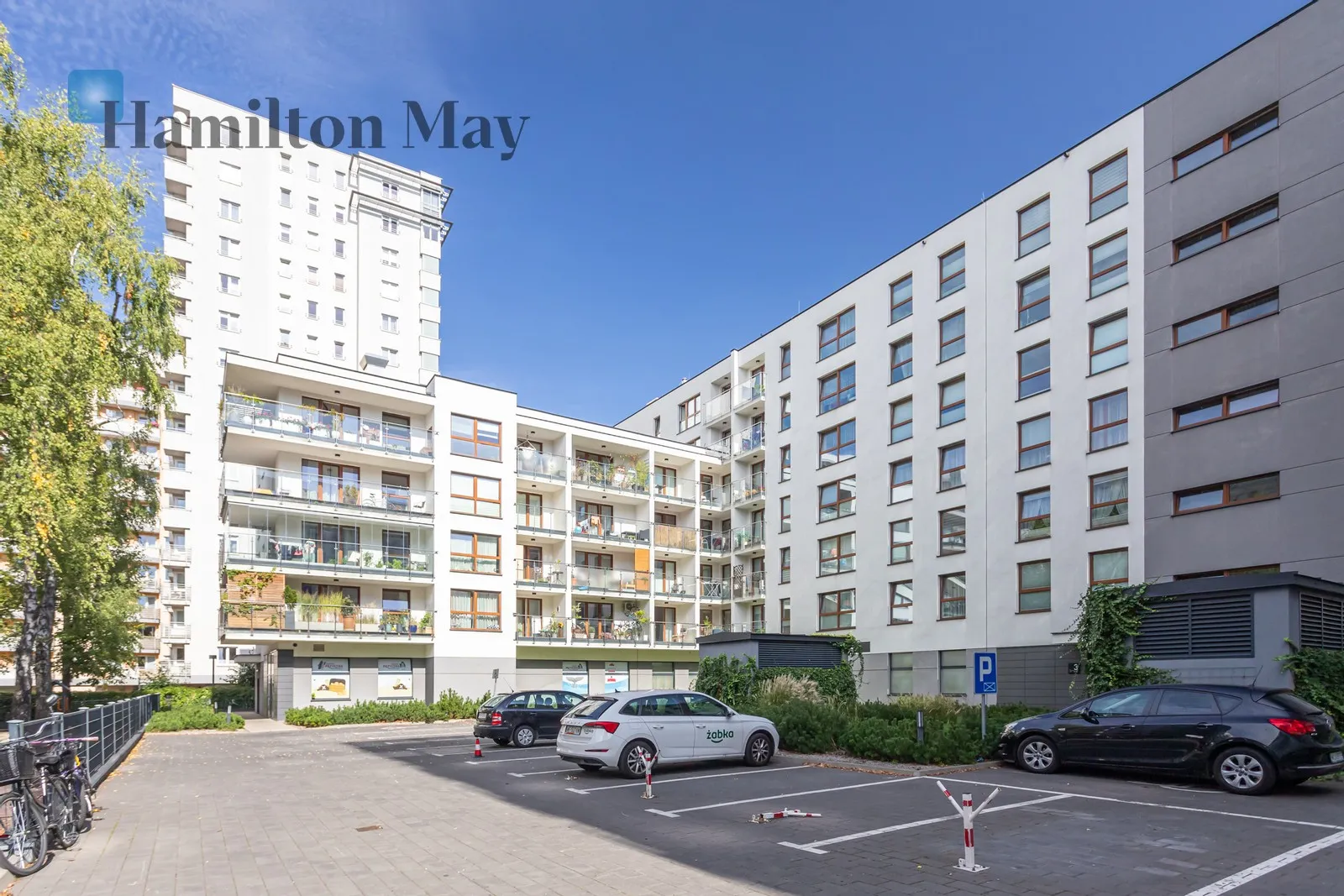 Region: Wola Subregion: Młynów Distance to centre: 3.79 km Level: 5 Price: 6000 PLN Bedrooms: 2 - slider