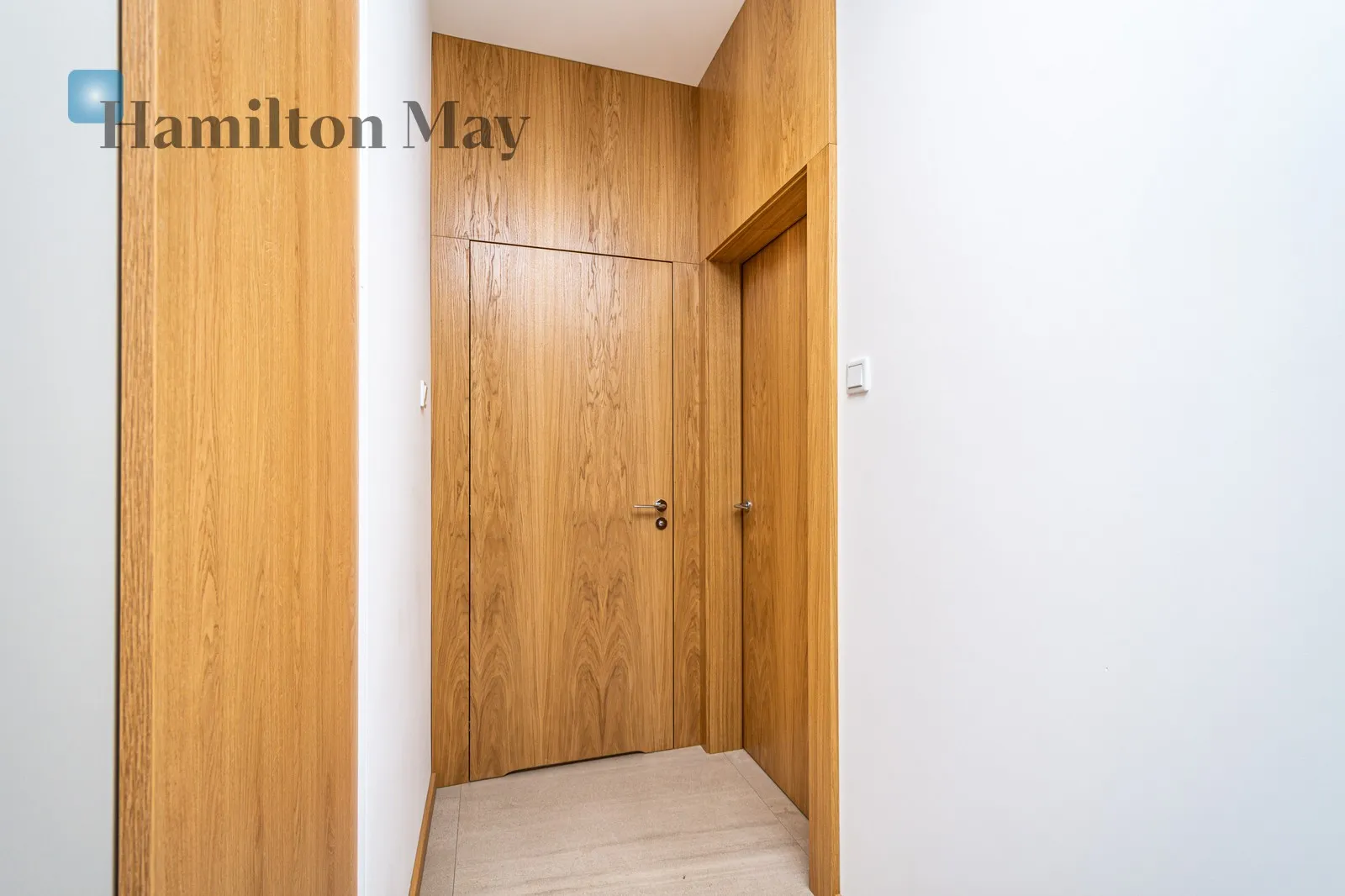 Price: 6300 PLN Bedrooms: 1 Bathrooms: 1 Size: 61m2