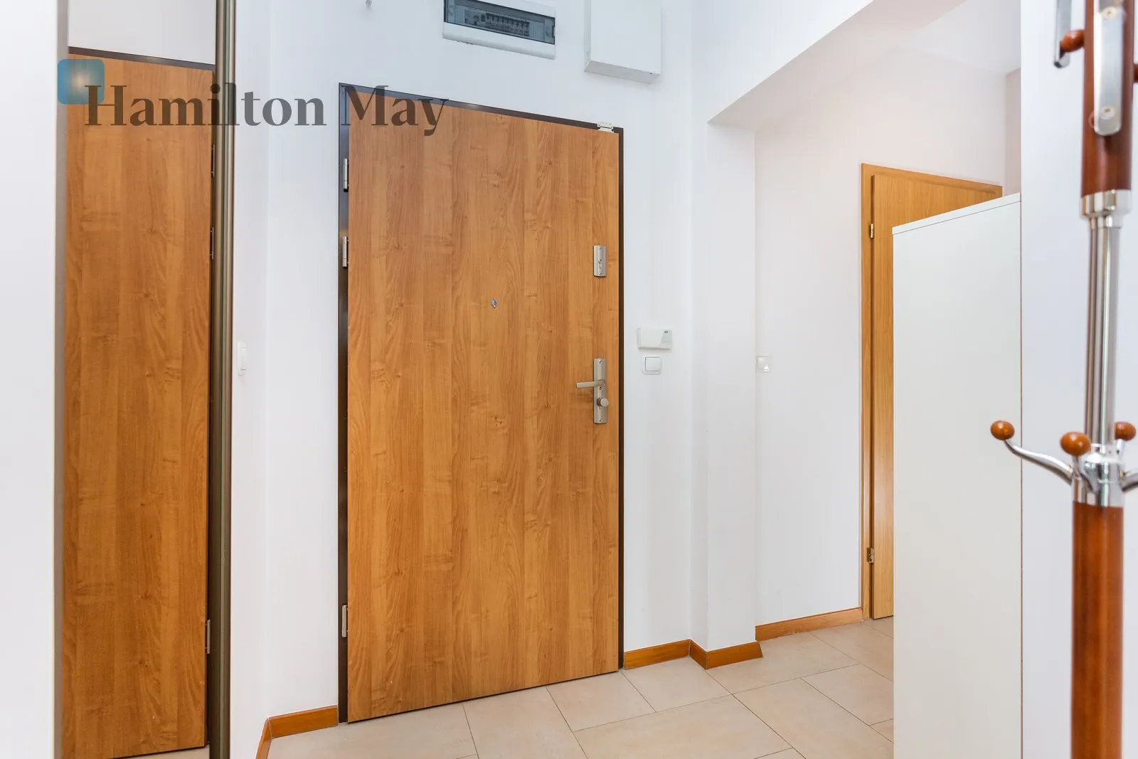 Subregion: Bronowice Małe Distance to centre: 3.69 km Level: 7 Price: 2600 PLN Bedrooms: 1 Bathrooms: 1 Size: 56m2 - slider