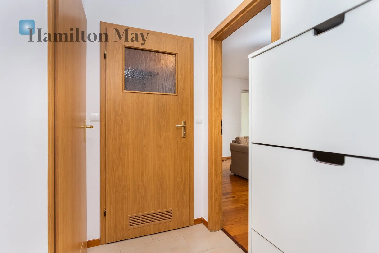 Distance to centre: 3.69 km Level: 7 Price: 2600 PLN Bedrooms: 1 Bathrooms: 1 Size: 56m2 Price/m2: 46 PLN - slider