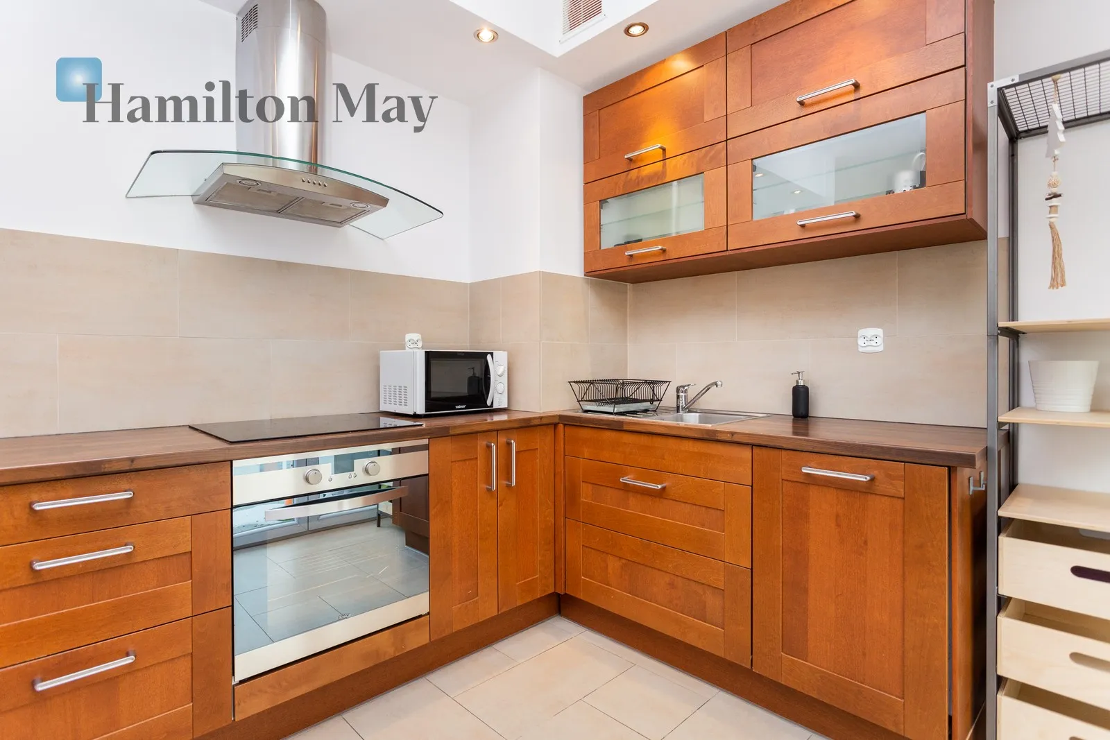 Region: Bronowice Subregion: Bronowice Małe Distance to centre: 3.69 km Level: 7 Price: 2600 PLN Bedrooms: 1 Bathrooms: 1 Size: 56m2 Price/m2: 46 PLN - slider