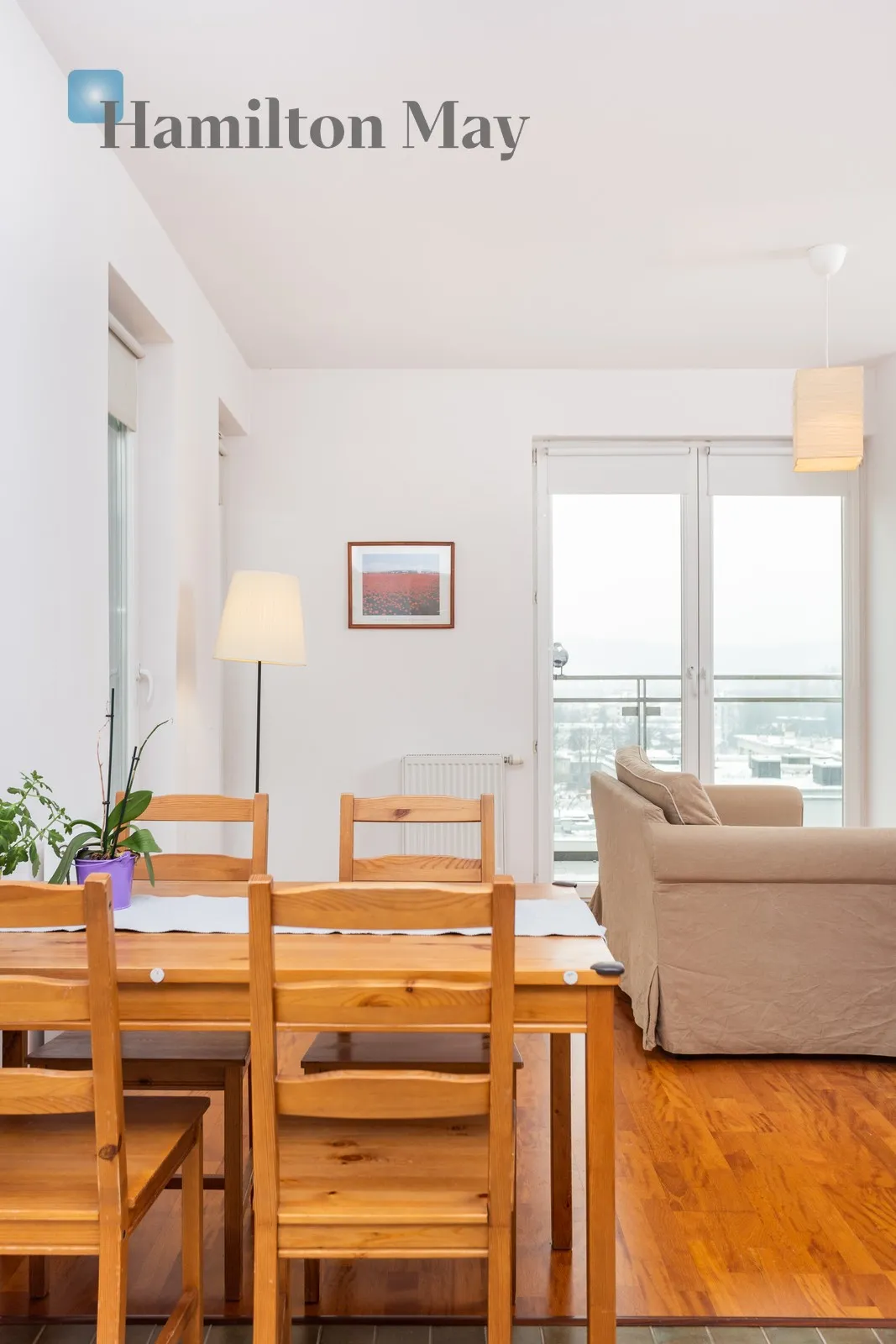 City: Kraków Street: Stańczyka Region: Bronowice Subregion: Bronowice Małe Distance to centre: 3.69 km Level: 7 Price: 2600 PLN Bedrooms: 1 - slider