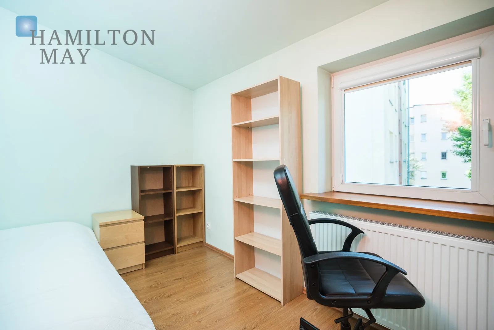 Spacious and quiet apartment located on Grzegórzecka Street - slider