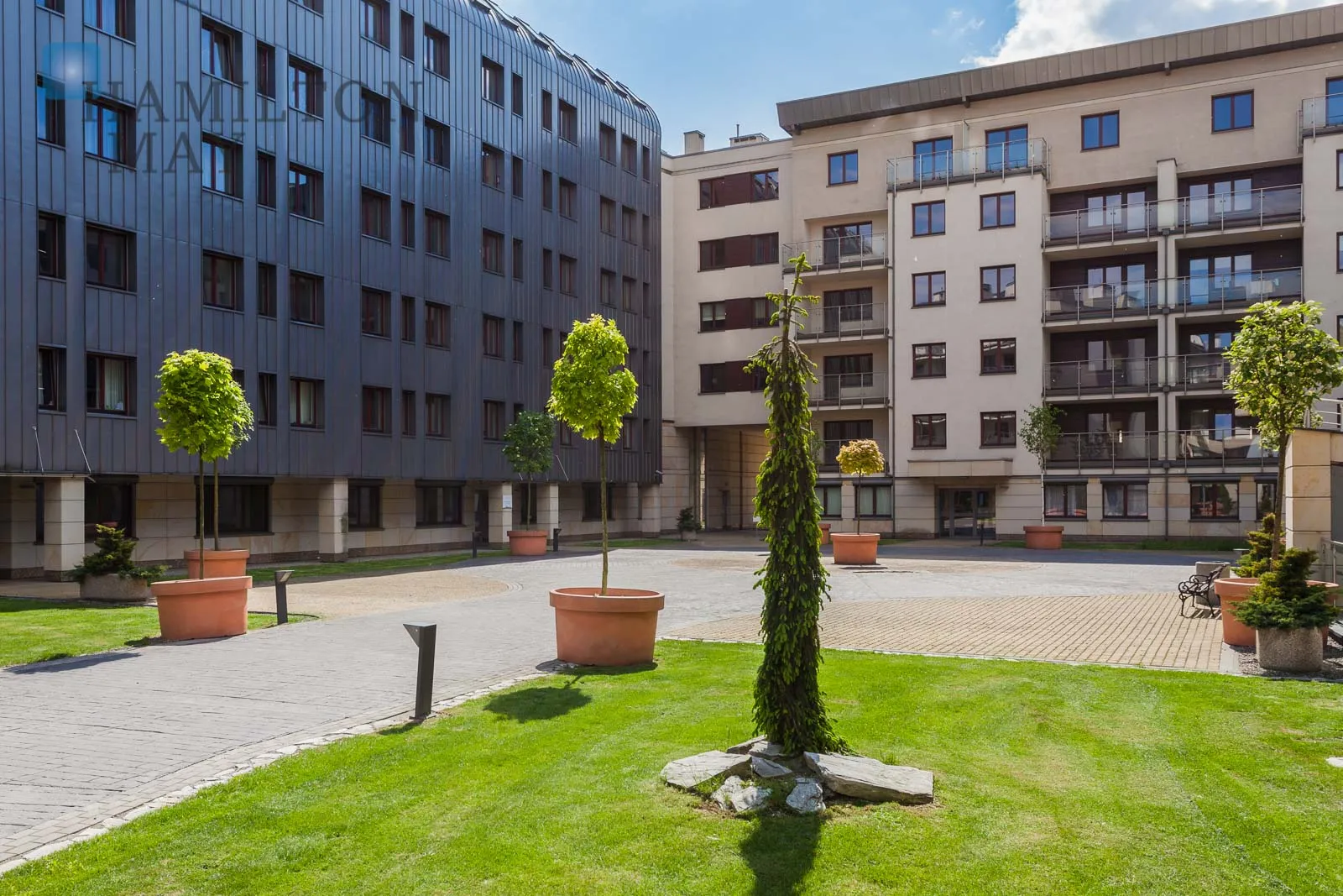 An impressive penthouse of over 200m2 and 3 bedrooms, in the Apartamenty Ludwinów development