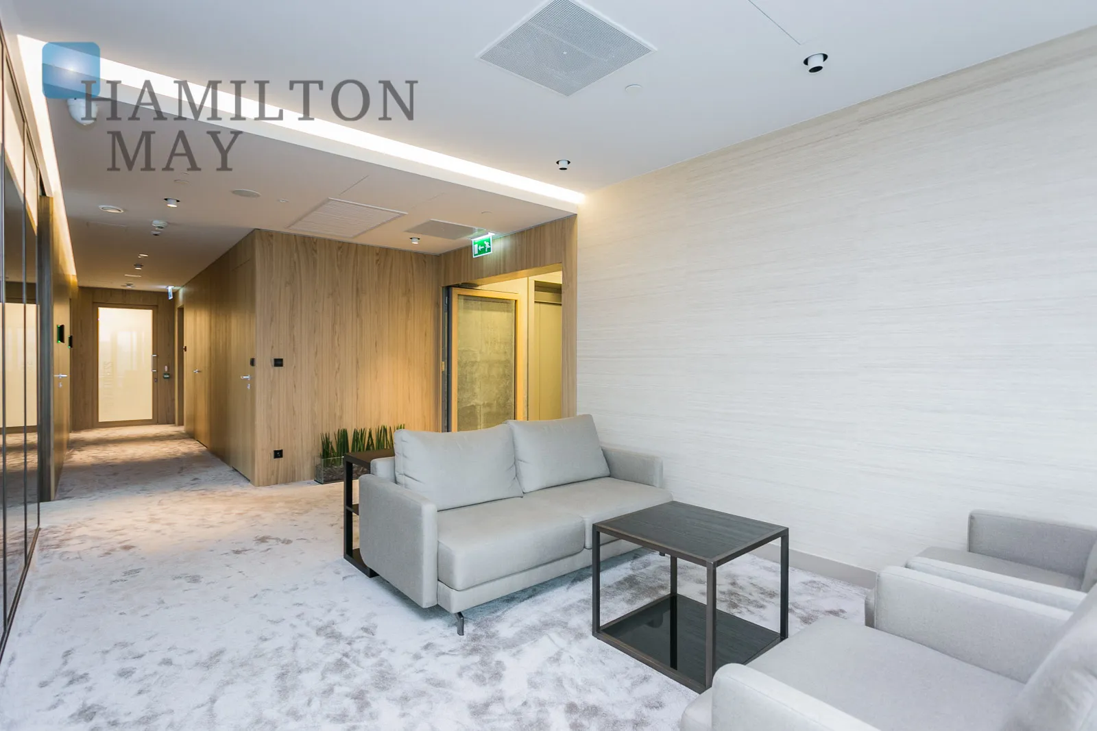 Luxury apartment in Cosmopolitan with panoramic city views - slider