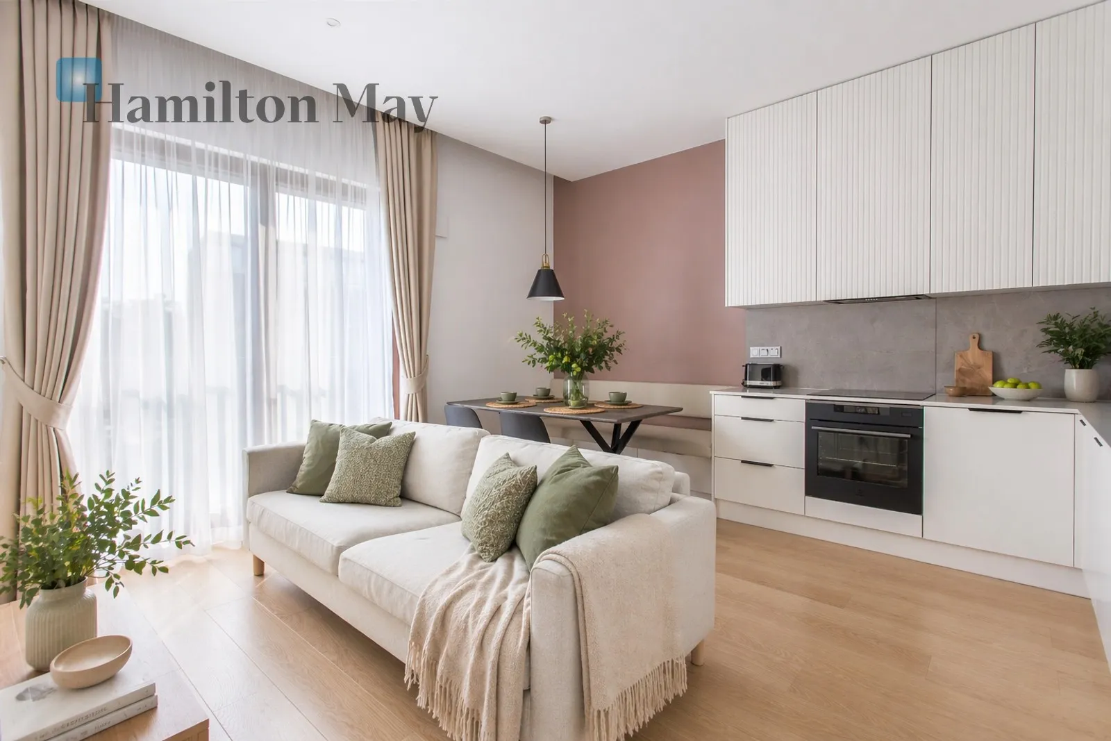 Modern 3-Room Apartment in the prestigious Centreville Development – Wrocław - slider