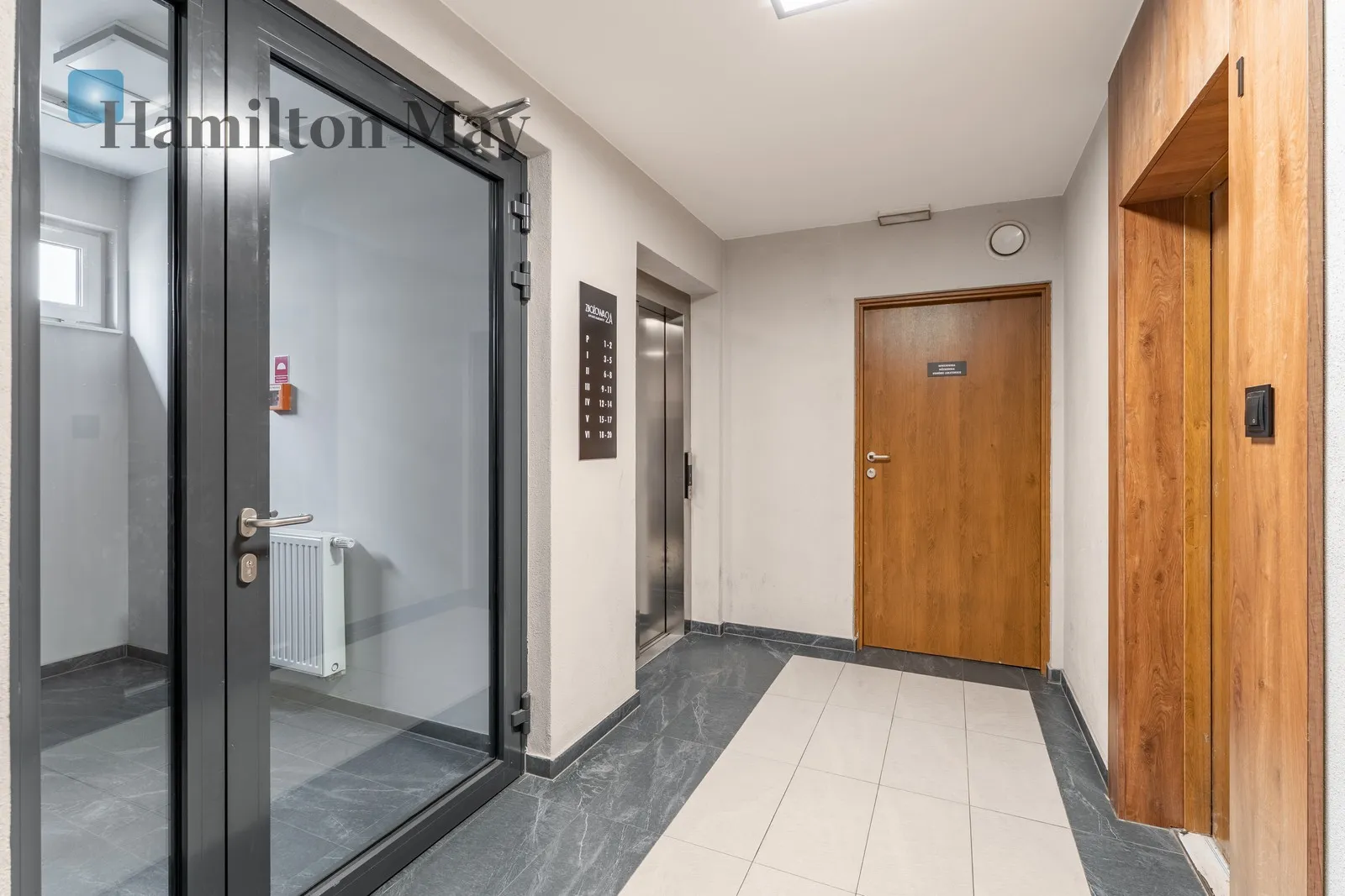 Modern apartment Nowy Kleparz - 3 rooms - slider