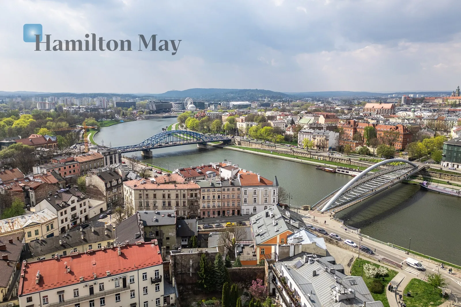 A luxurious apartment in a prestigious tenement house on the Vistula Boulevards - slider