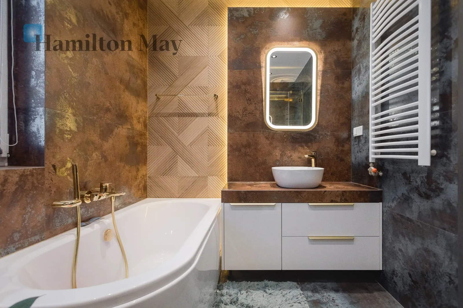Subregion: Prokocim Distance to centre: 6.44 km Price: 2000000 PLN Bedrooms: 4 Bathrooms: 3 Size: 135.48m2 - slider