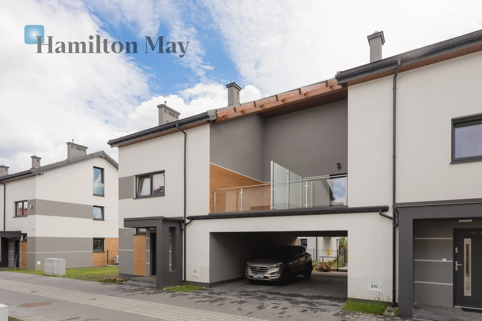 Subregion: Prokocim Distance to centre: 6.44 km Price: 2000000 PLN - slider