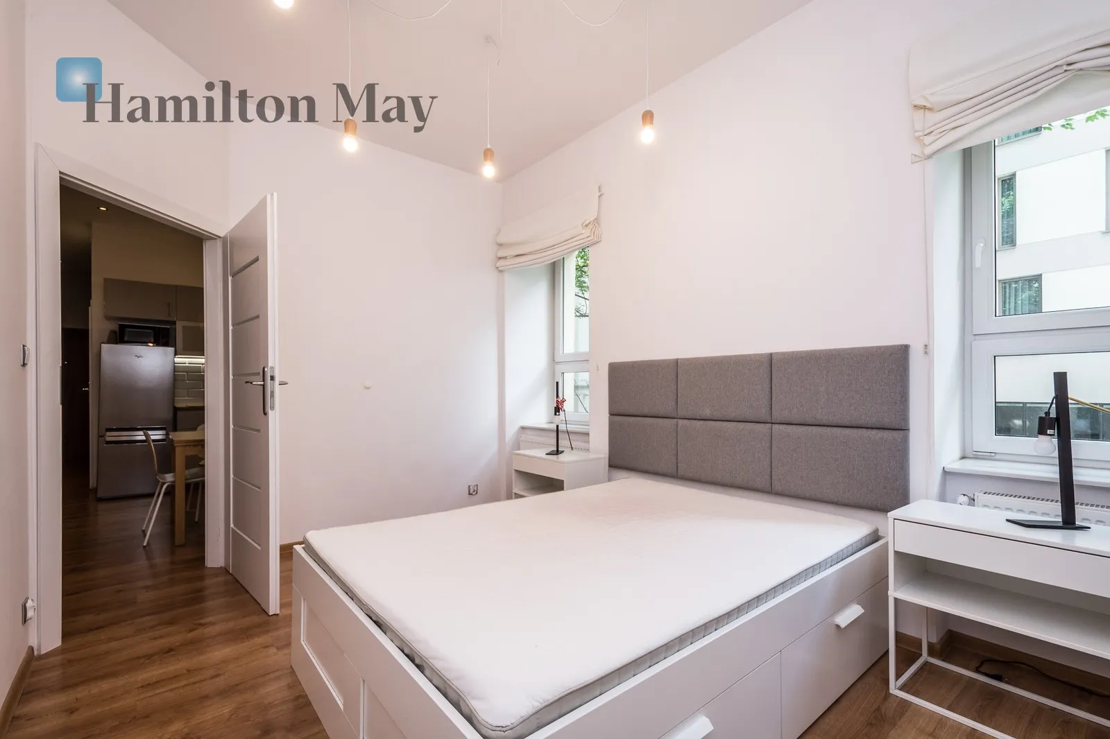 Level: 1 Price: 4500 PLN Bedrooms: 3 Bathrooms: 1 Size: 65m2 Price/m2: 69 PLN - slider