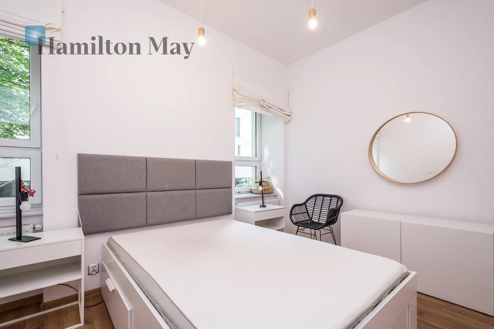 City: Kraków Street: Wielopole Region: Stare Miasto Distance to centre: 0.6 km Level: 1 - slider