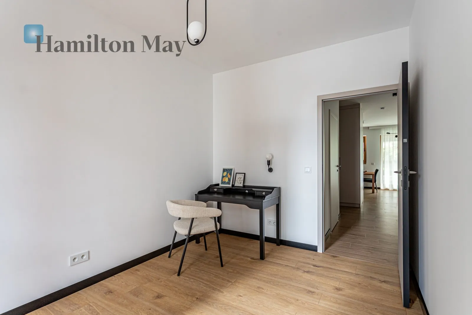3 - pokojowy apartament przy Rondzie Daszyńskiego - slider