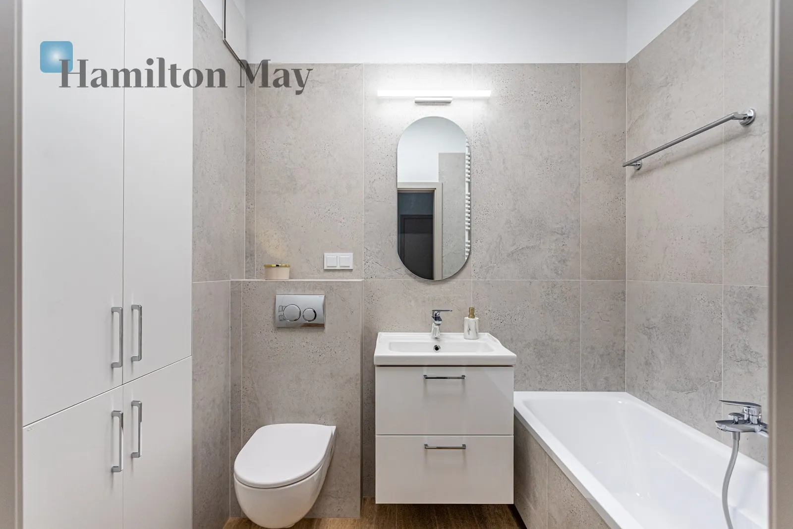 3 - pokojowy apartament przy Rondzie Daszyńskiego - slider