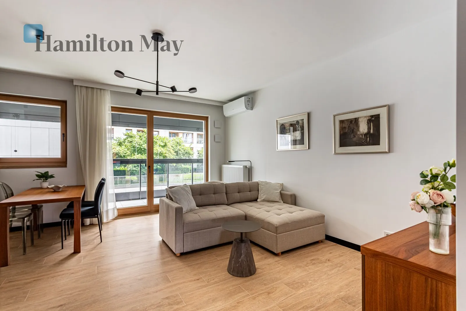 3 - pokojowy apartament przy Rondzie Daszyńskiego - slider