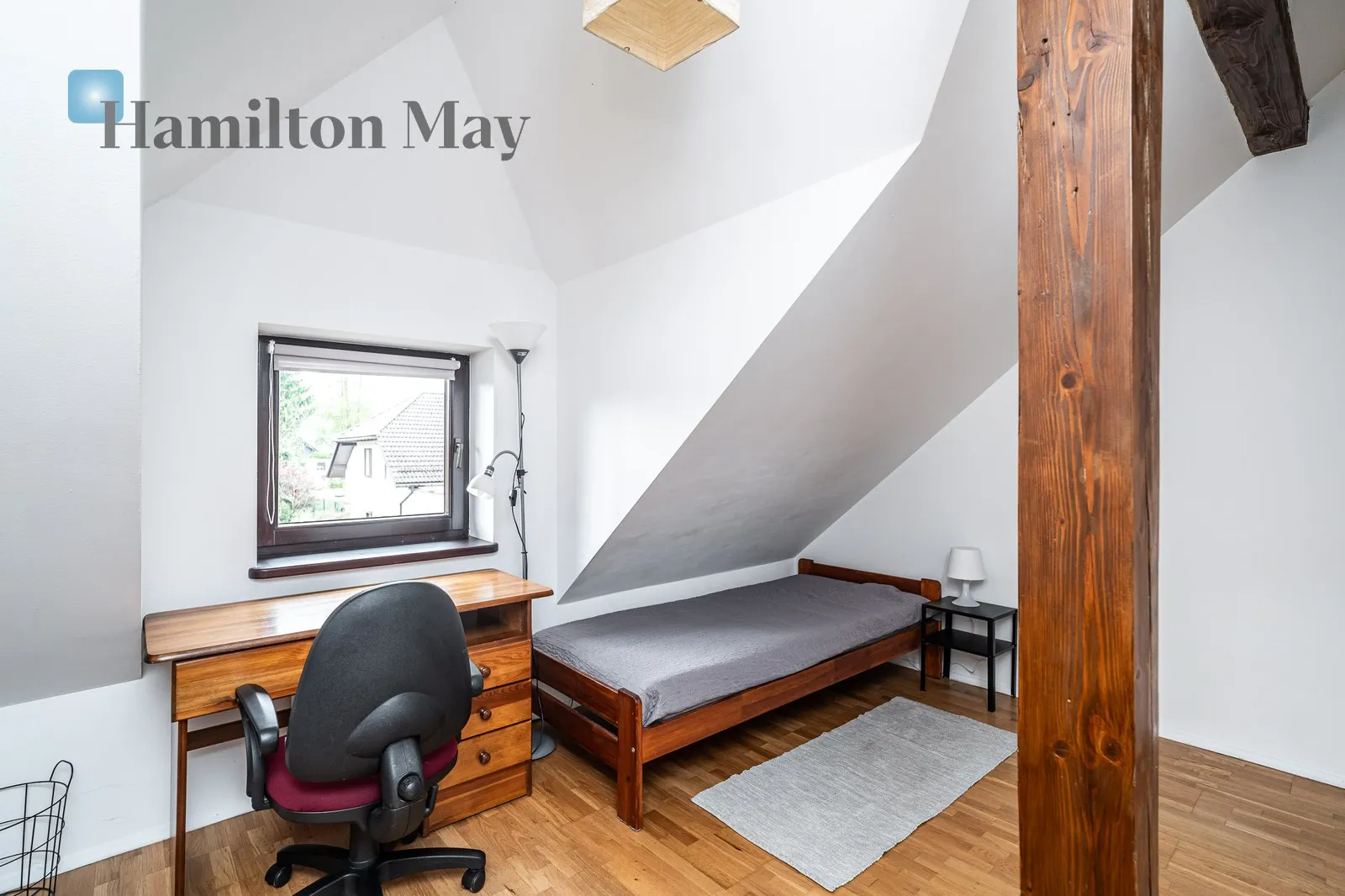 Street: Lasogórska Region: Swoszowice Distance to centre: 7.77 km Level: 1 Price: 5500 PLN - slider