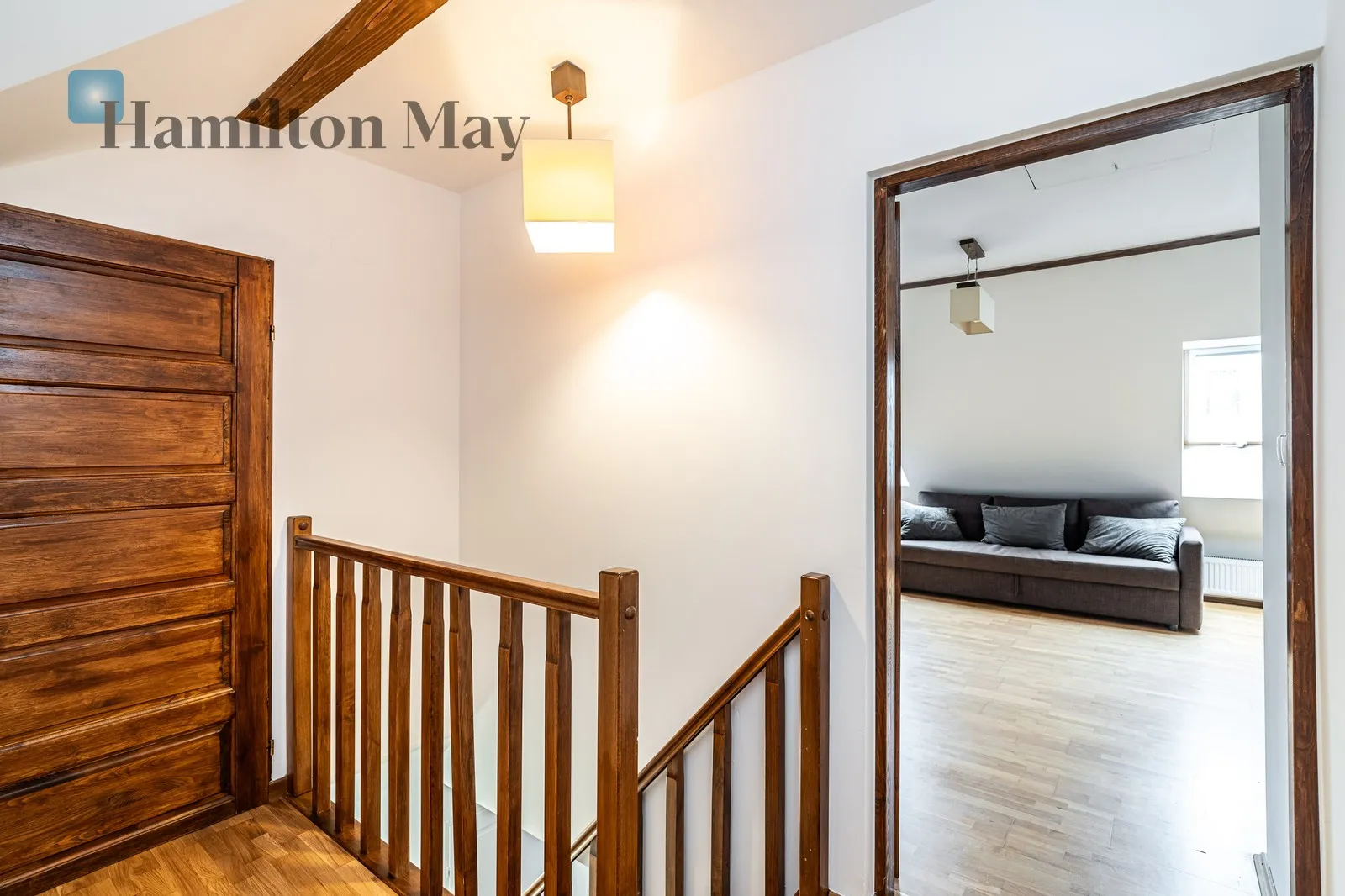 Distance to centre: 7.77 km Level: 1 Price: 5500 PLN Bedrooms: 3 - slider