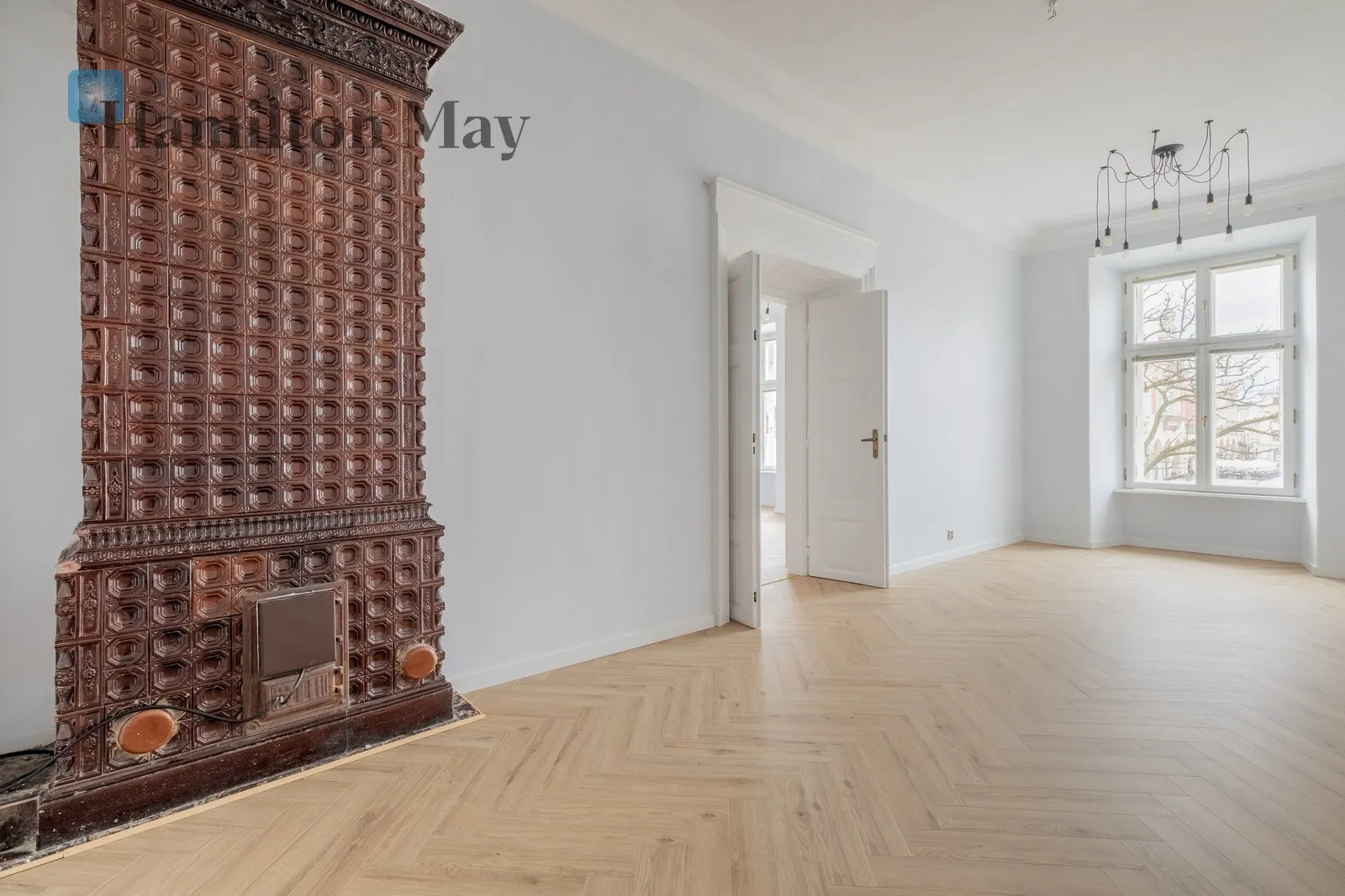 Elegancki lokal z widokiem na Rynek Główny  - slider