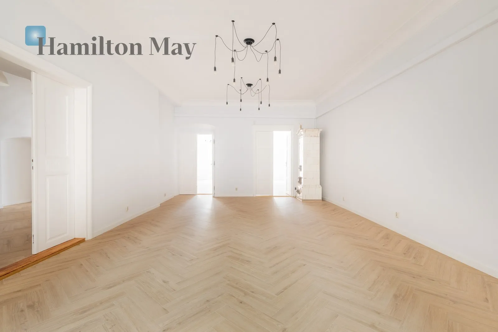 Elegancki lokal z widokiem na Rynek Główny  - slider