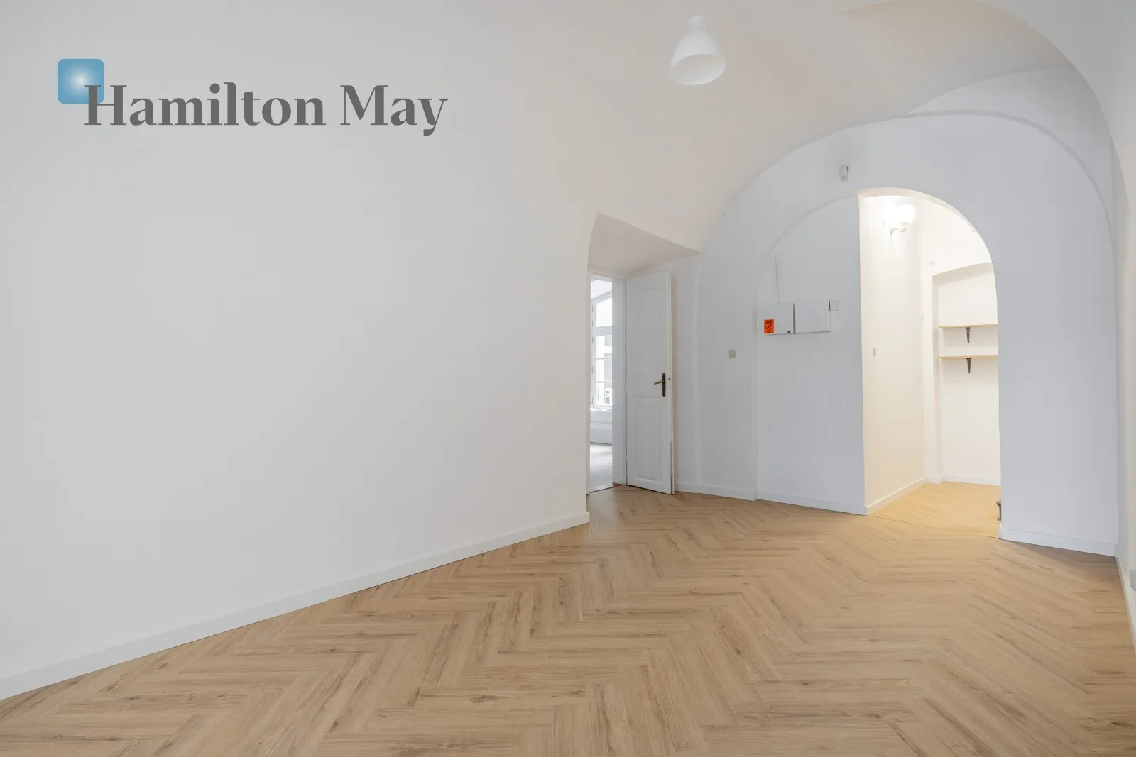 Elegancki lokal z widokiem na Rynek Główny  - slider