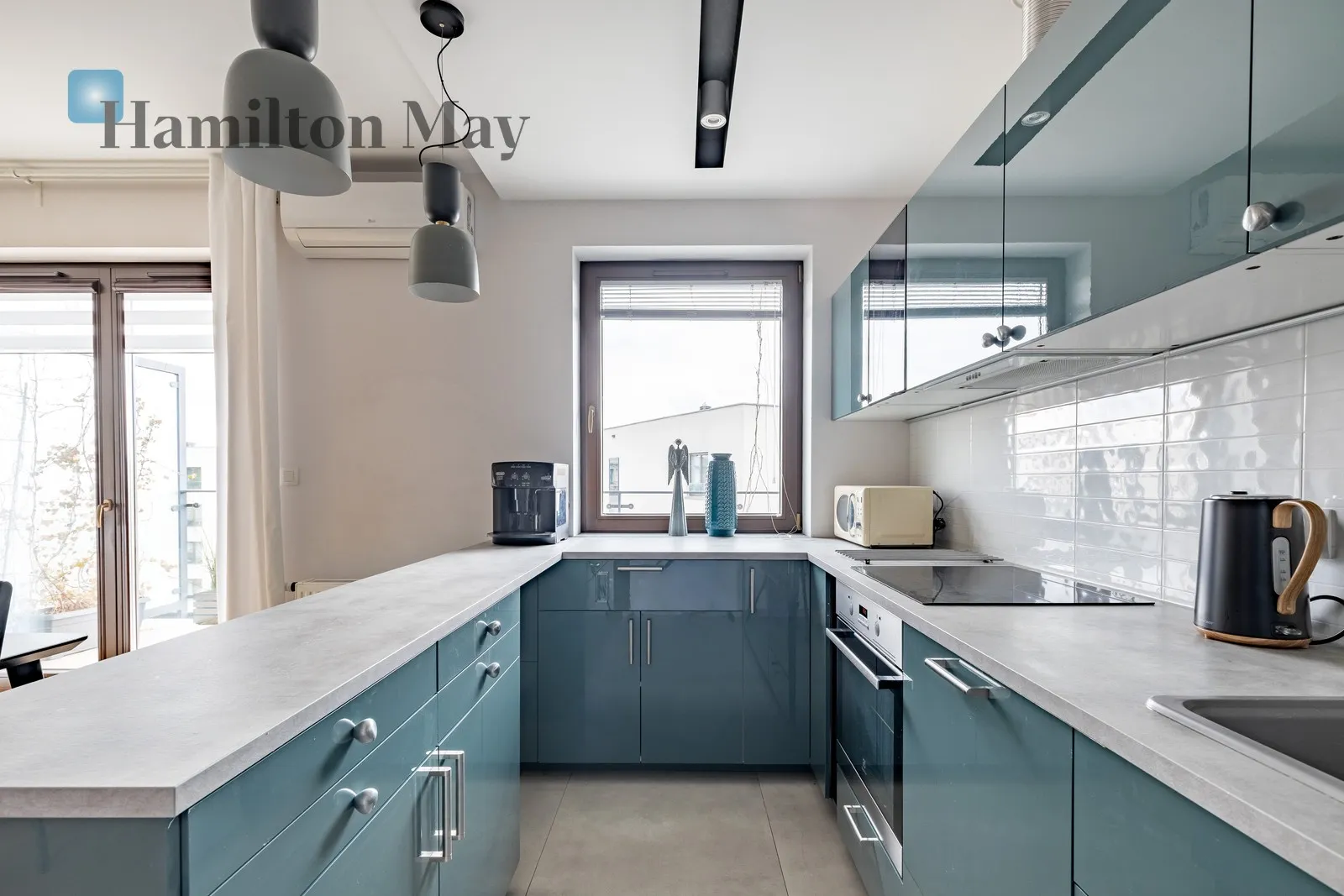 An extraordinary apartment with a large terrace and a beautiful view, in the investment - Dom pod Wilgą - slider