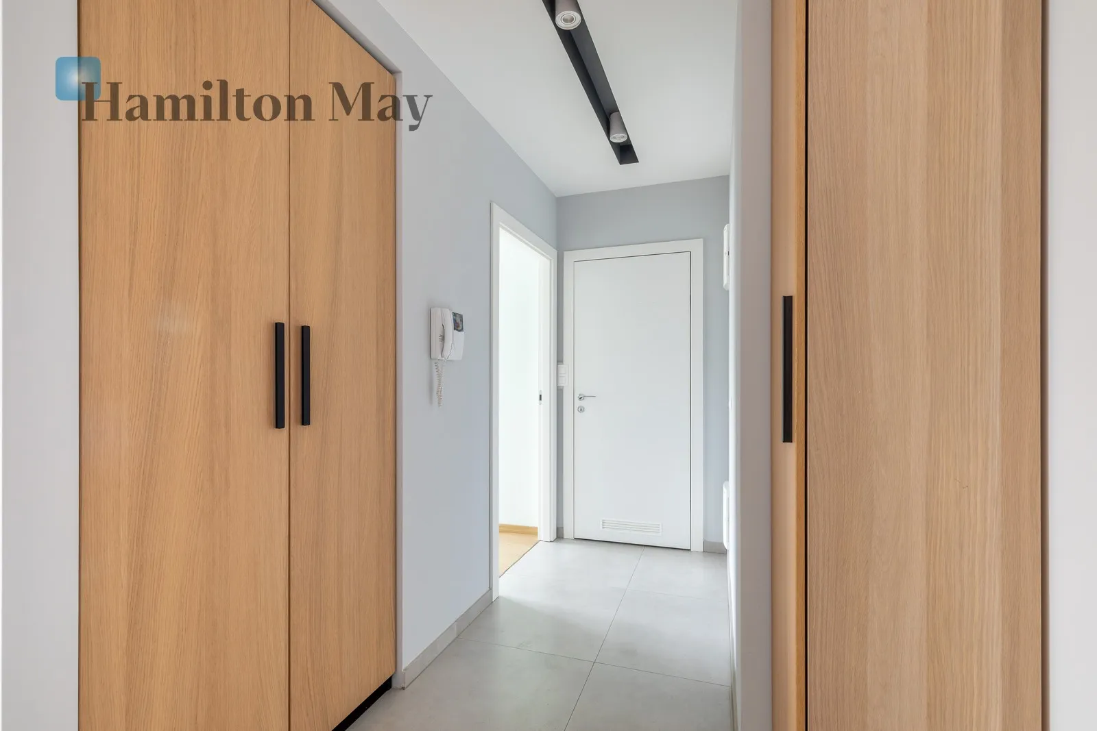 An extraordinary apartment with a large terrace and a beautiful view, in the investment - Dom pod Wilgą - slider