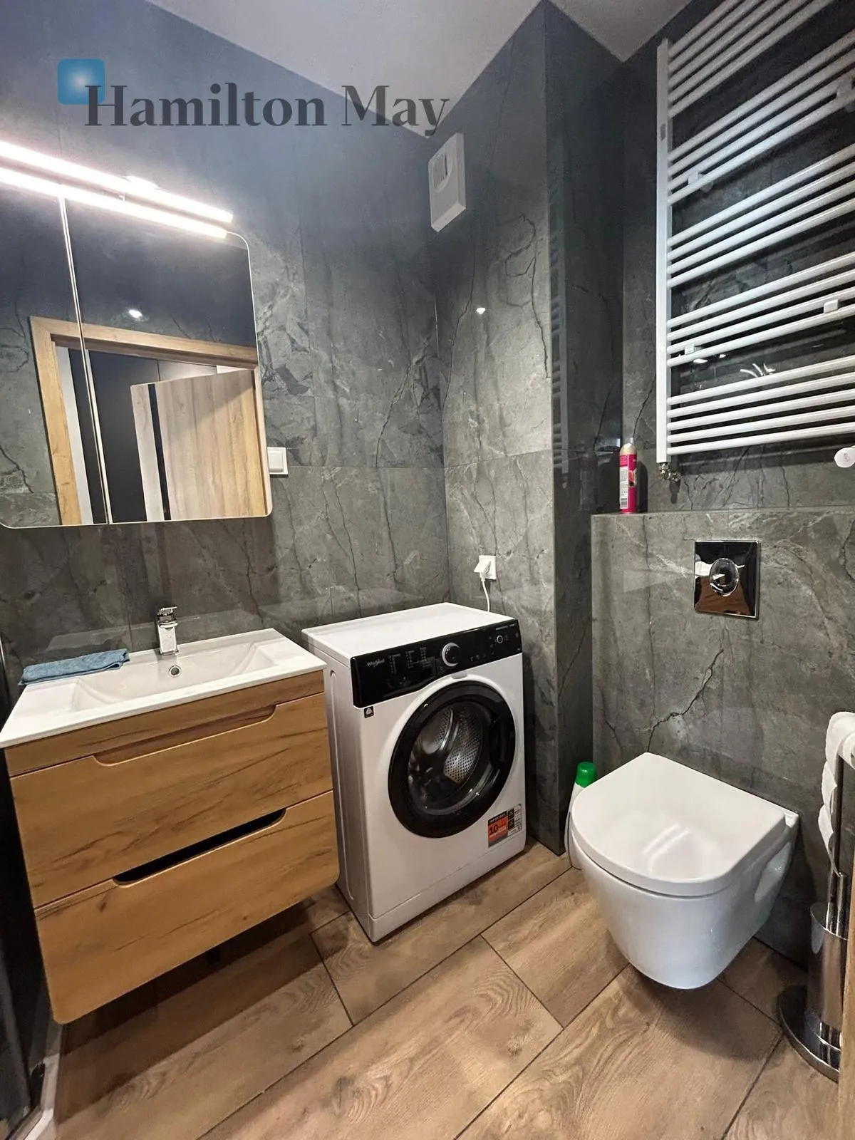 27 m² with a separate bedroom and parking space in the Lokum Verde development
 - slider