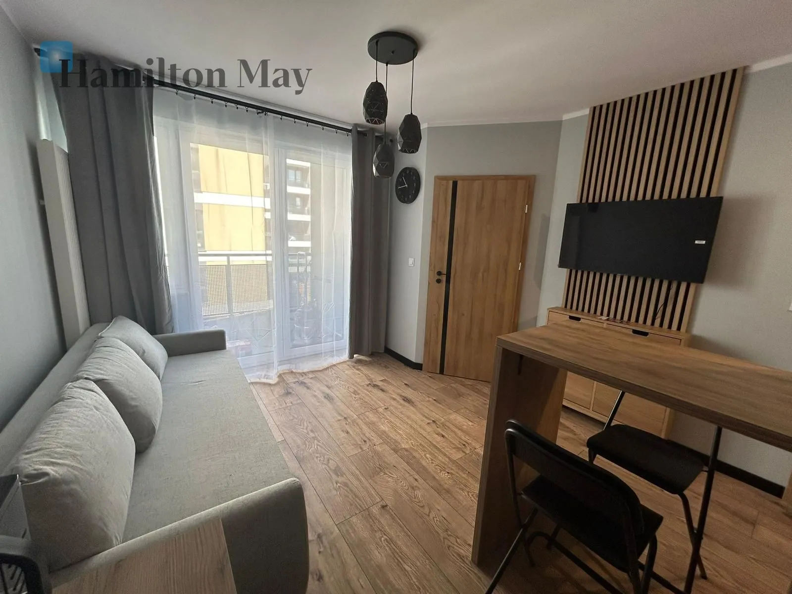 27 m² with a separate bedroom and parking space in the Lokum Verde development
 - slider