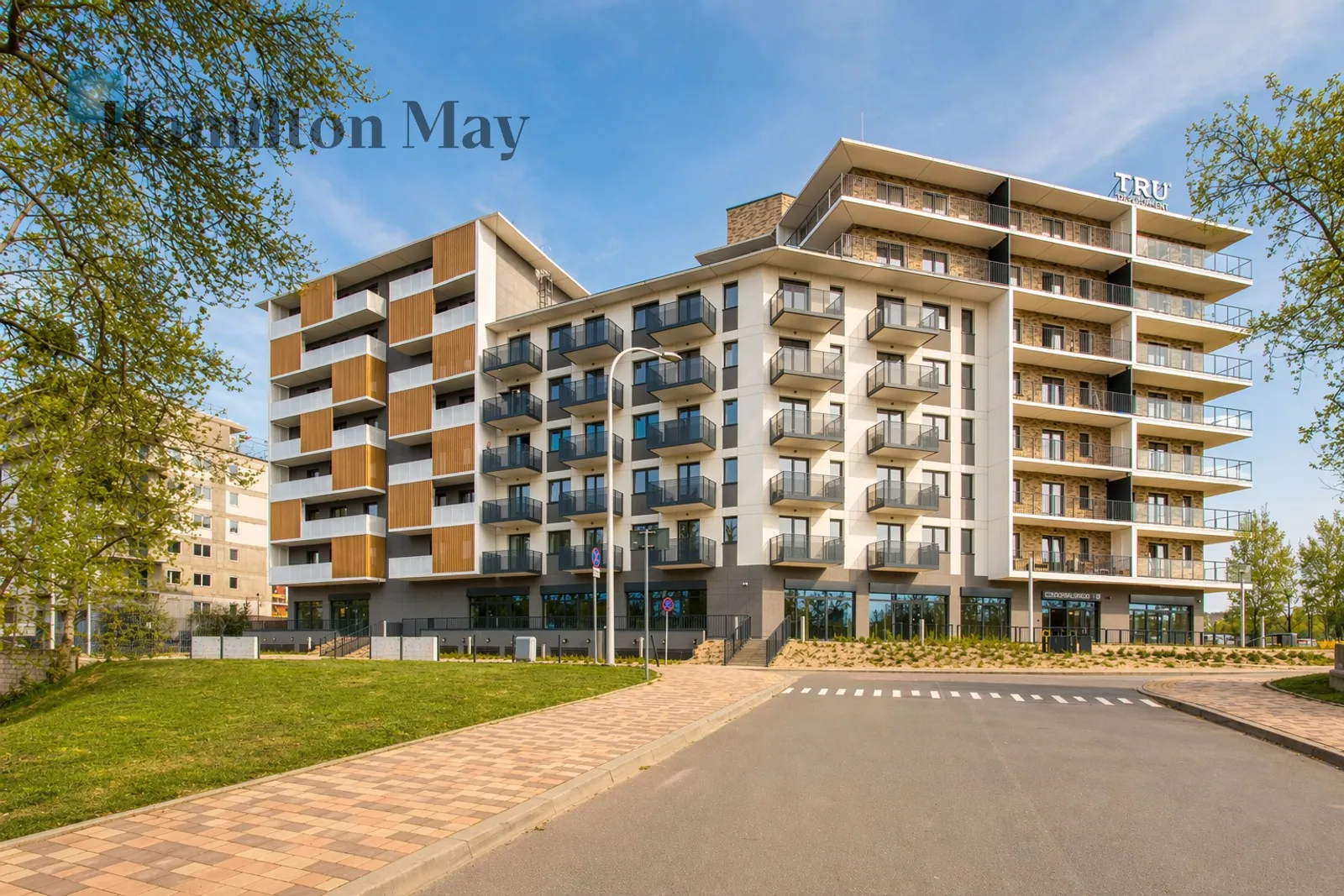 Elegant two-room apartment with a balcony on the 3rd floor  - slider