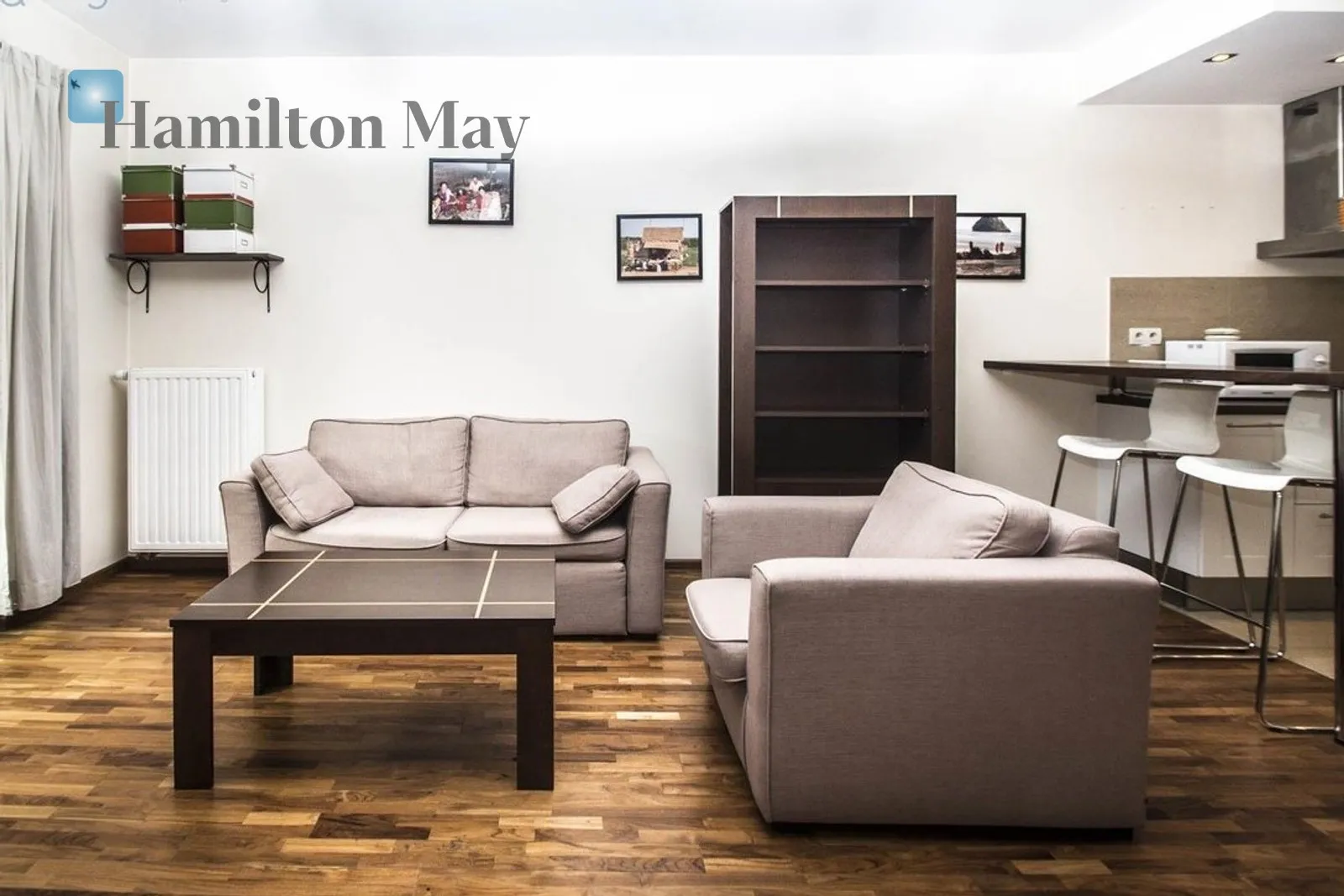 City: Kraków Street: Szlak Region: Stare Miasto Distance to centre: 1.08 km Level: 4 Price: 1250000 PLN Bedrooms: 1 Bathrooms: 1 Size: 50m2 Price/m2: 25000 PLN - slider