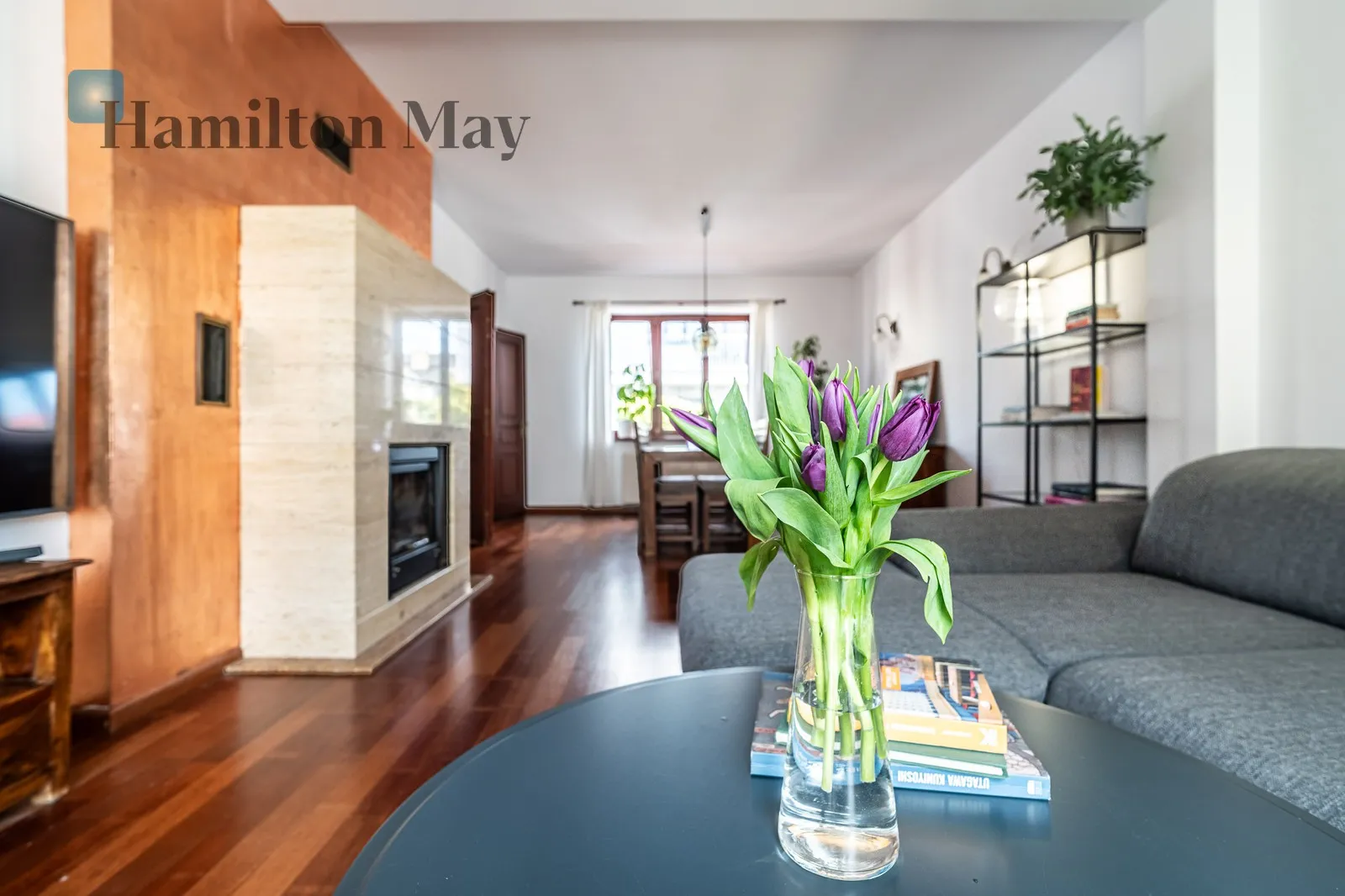 Street: Gustawa Ehrenberga Region: Prądnik Biały Distance to centre: 3.17 km Price: 2900000 PLN Bedrooms: 4 Bathrooms: 3 - slider