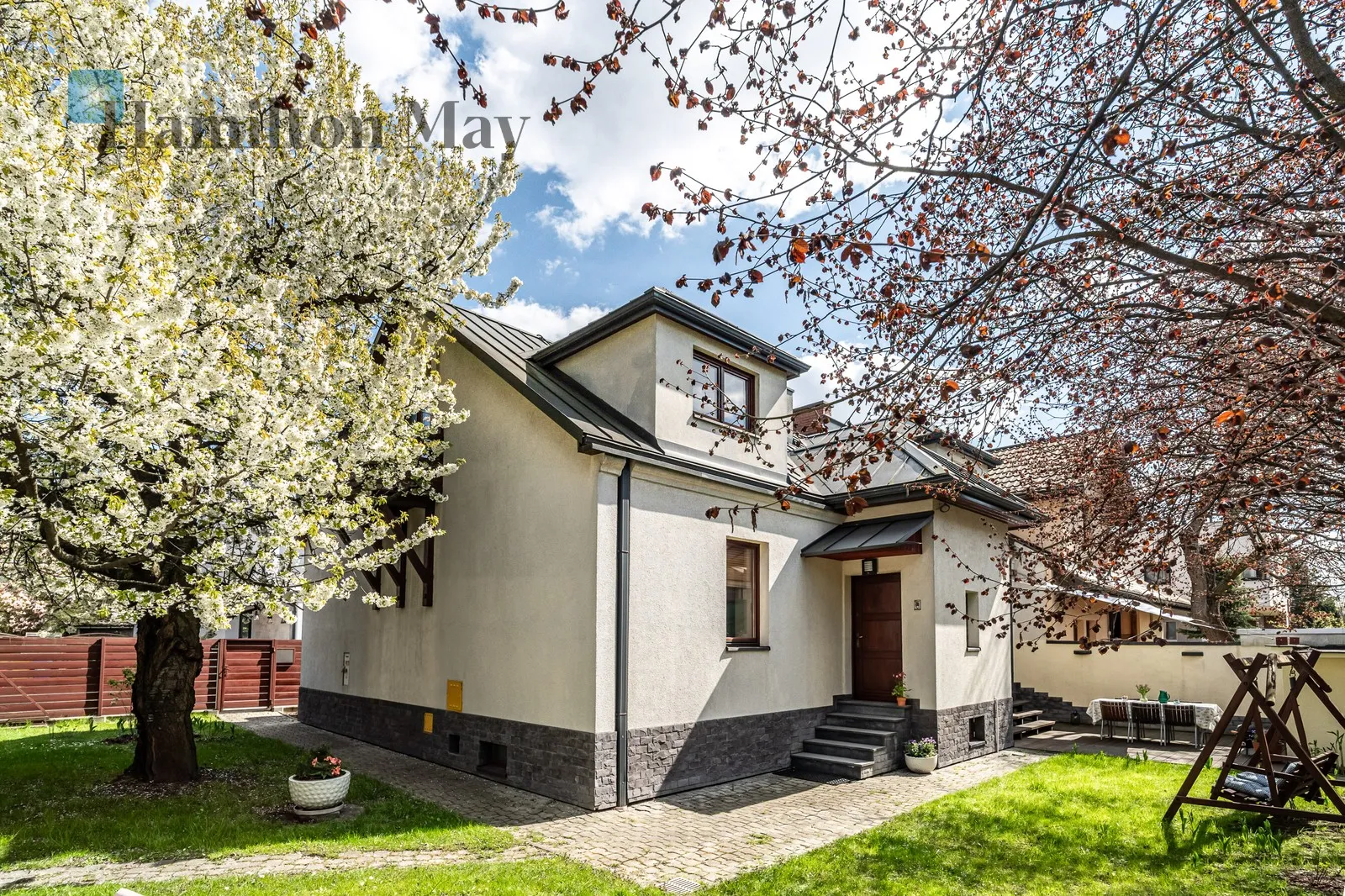 Region: Prądnik Biały Distance to centre: 3.17 km Price: 2900000 PLN - slider