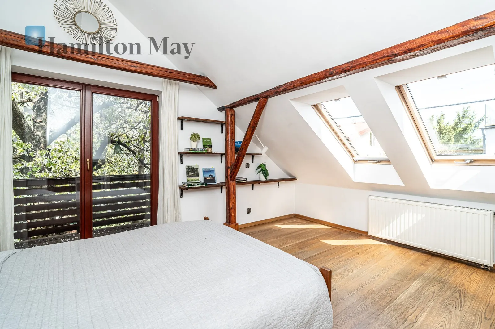Region: Prądnik Biały Distance to centre: 3.17 km Price: 2900000 PLN Bedrooms: 4 Bathrooms: 3 - slider