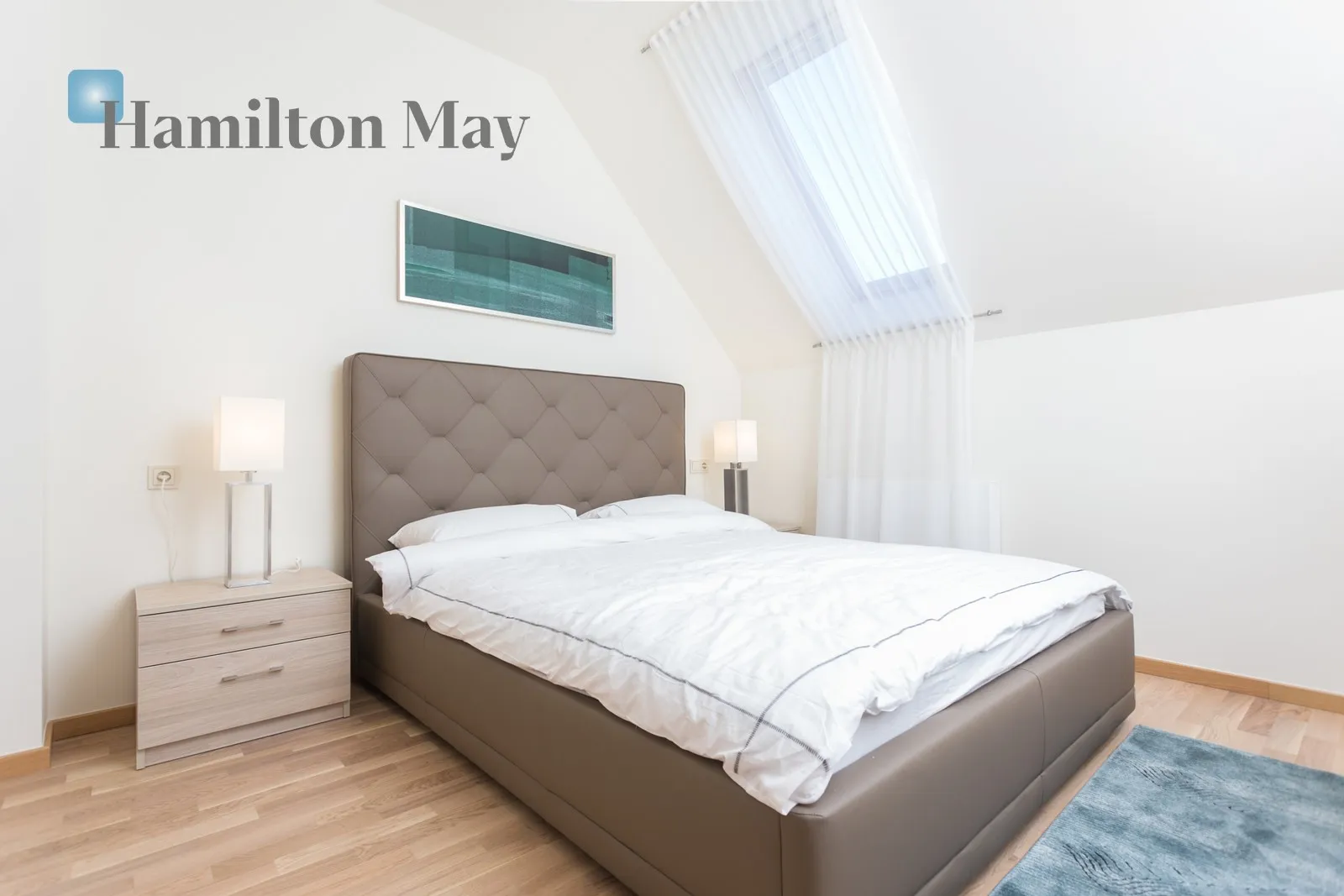 Distance to centre: 13.89 km Level: -9 Price: 9000 PLN Bedrooms: 3 Bathrooms: 2 - slider