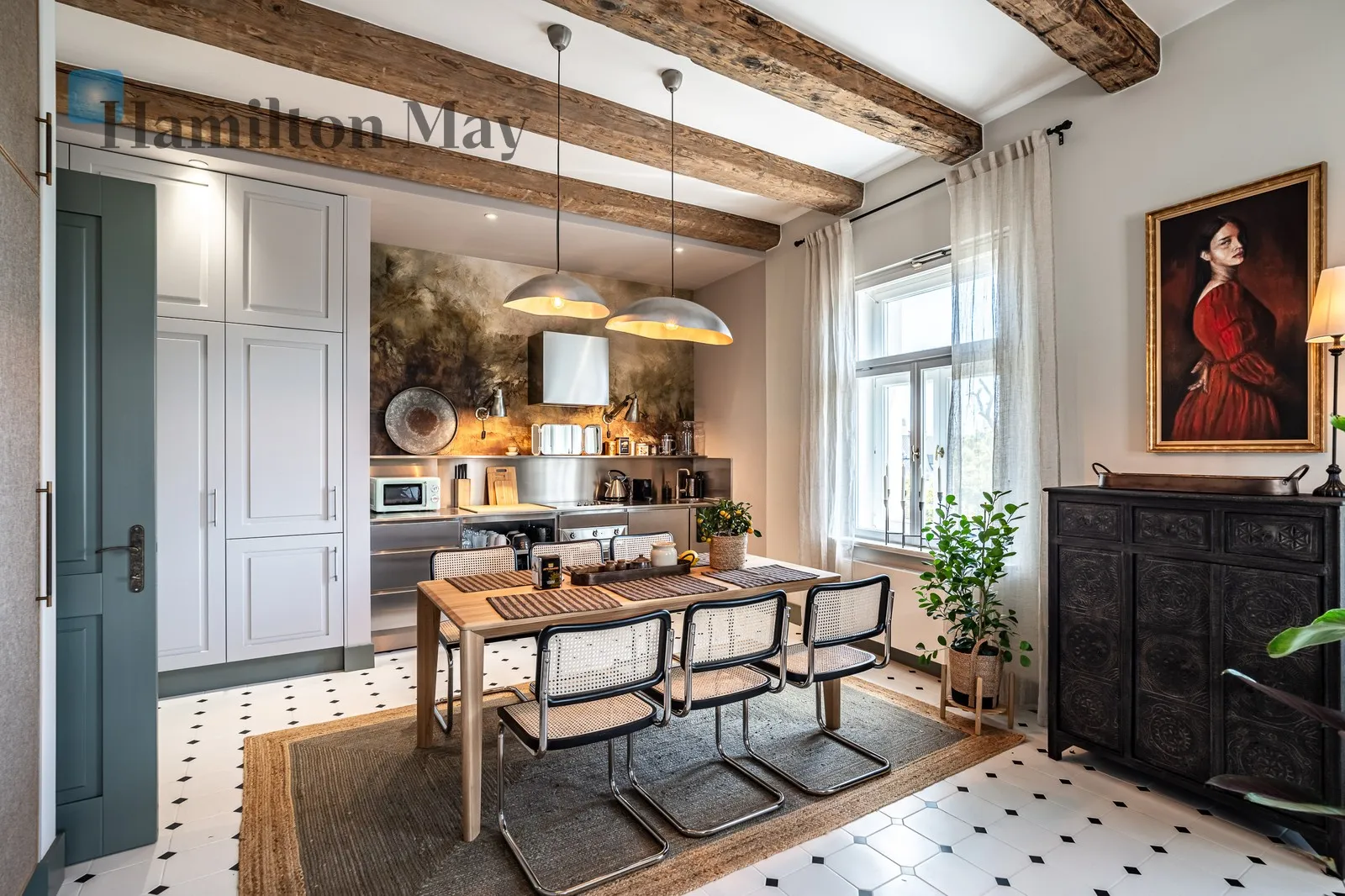 Distance to centre: 0.29 km Level: 3 Price: 6900 PLN Bedrooms: 1 Bathrooms: 2 Size: 71m2 Price/m2: 97 PLN - slider