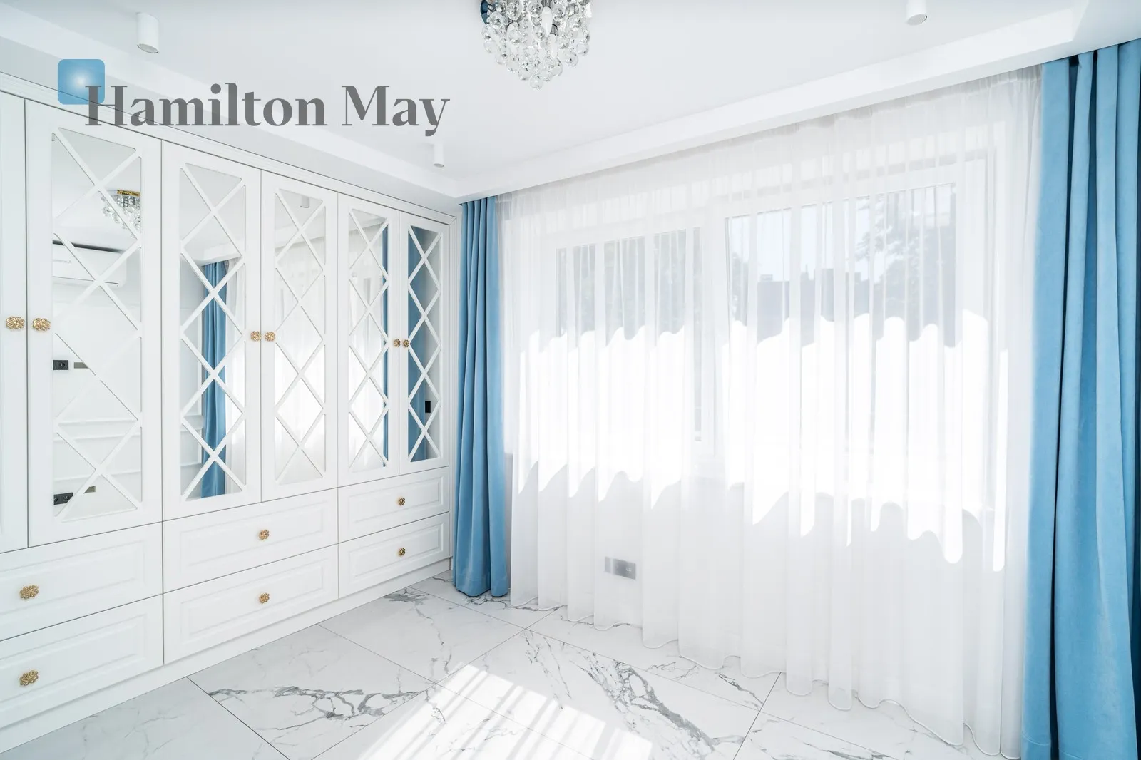 City: Kraków Street: Czeremchowa Region: Zwierzyniec Subregion: Wola Justowska Level: 1 Price: 5500 PLN - slider