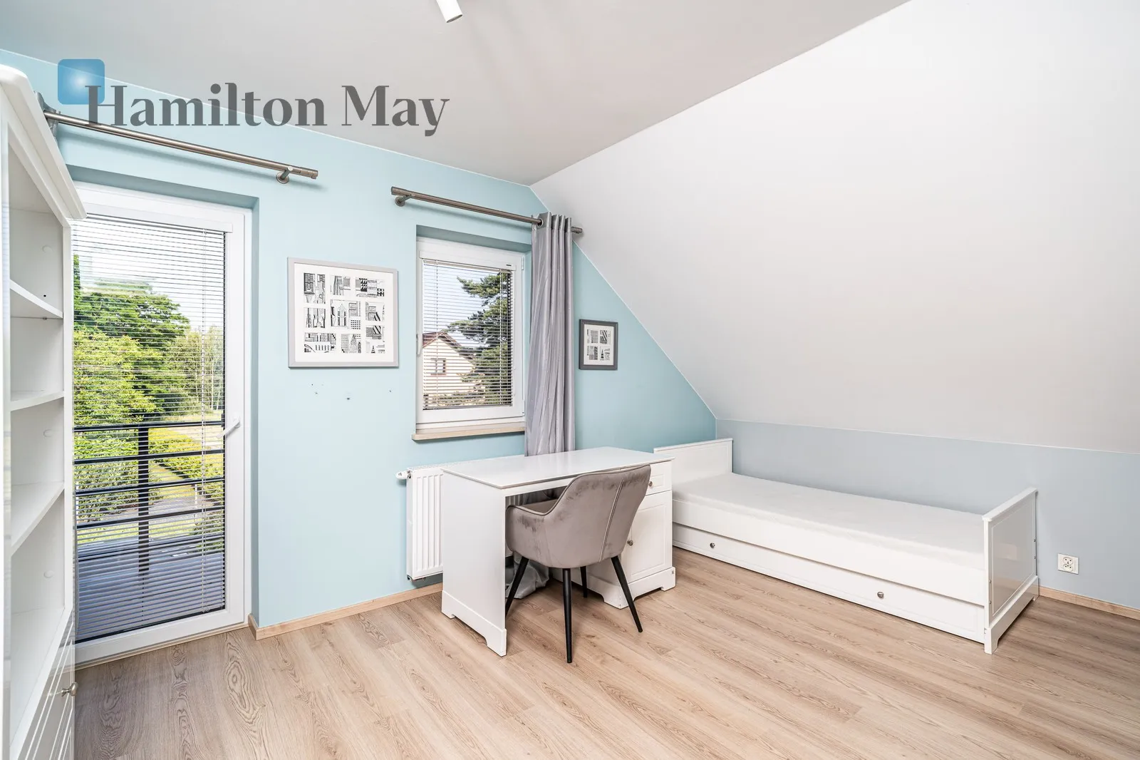 Region: Włosań Distance to centre: 15.76 km Price: 8500 PLN Bedrooms: 5 Bathrooms: 2 Plot size: 937m2 Price/m2: 51 PLN - slider