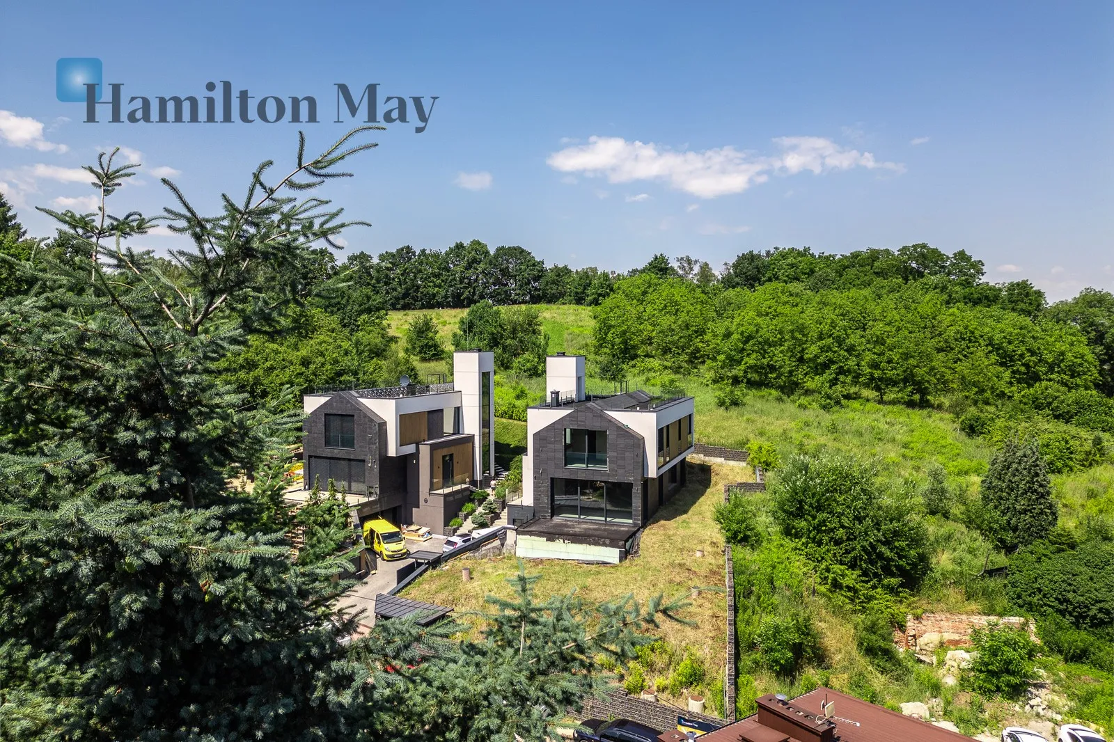 An elegant detached single-family house with an elevator and a unique view of Wola Justowska - slider