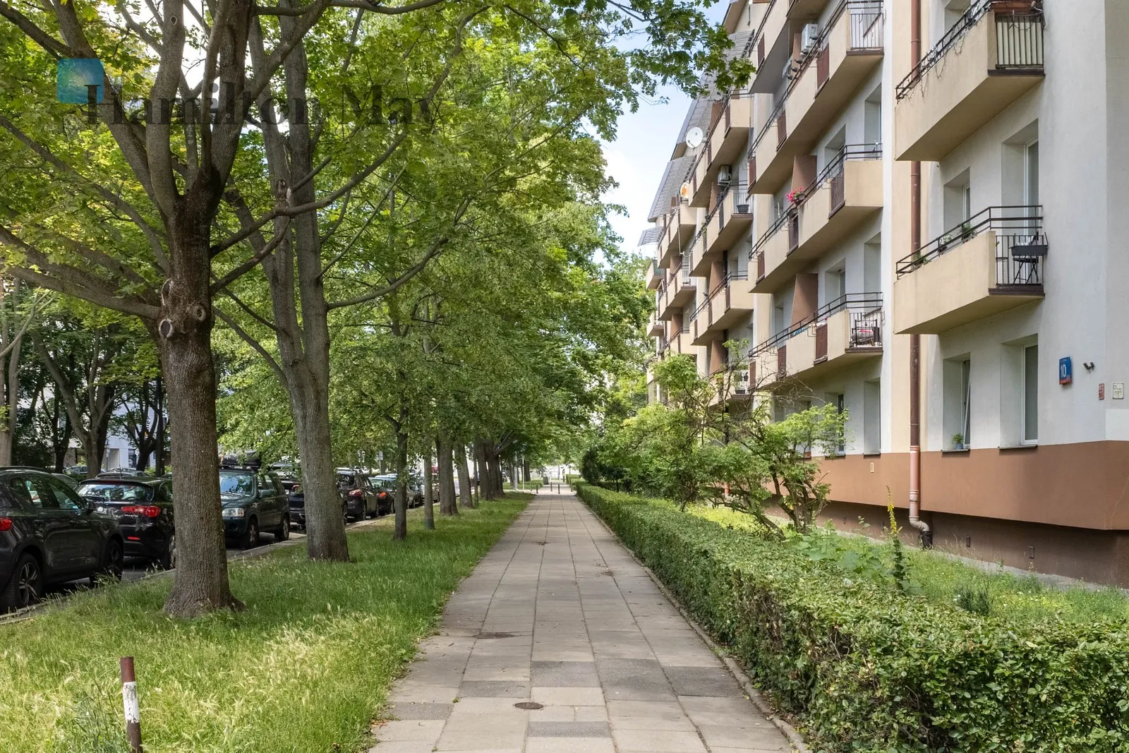 Subregion: Muranów Distance to centre: 2.82 km Level: 2 Price: 920000 PLN Bedrooms: 1 Bathrooms: 1 Size: 39m2 - slider