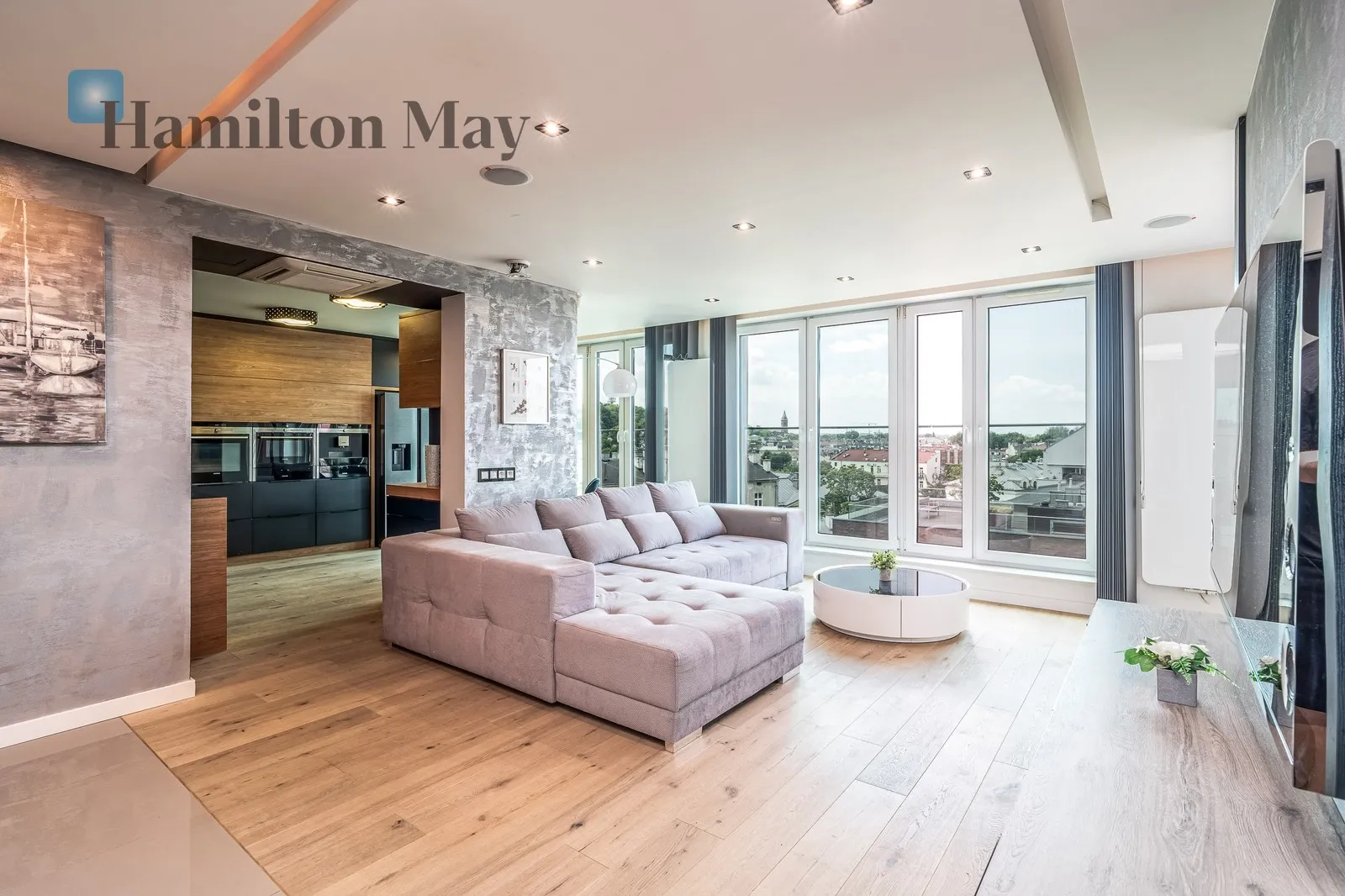 City: Kraków Street: Nadwiślańska Region: Podgórze Distance to centre: 1.92 km Level: 6 Price: 12000 PLN Bedrooms: 3 Bathrooms: 2 Size: 160m2 - slider
