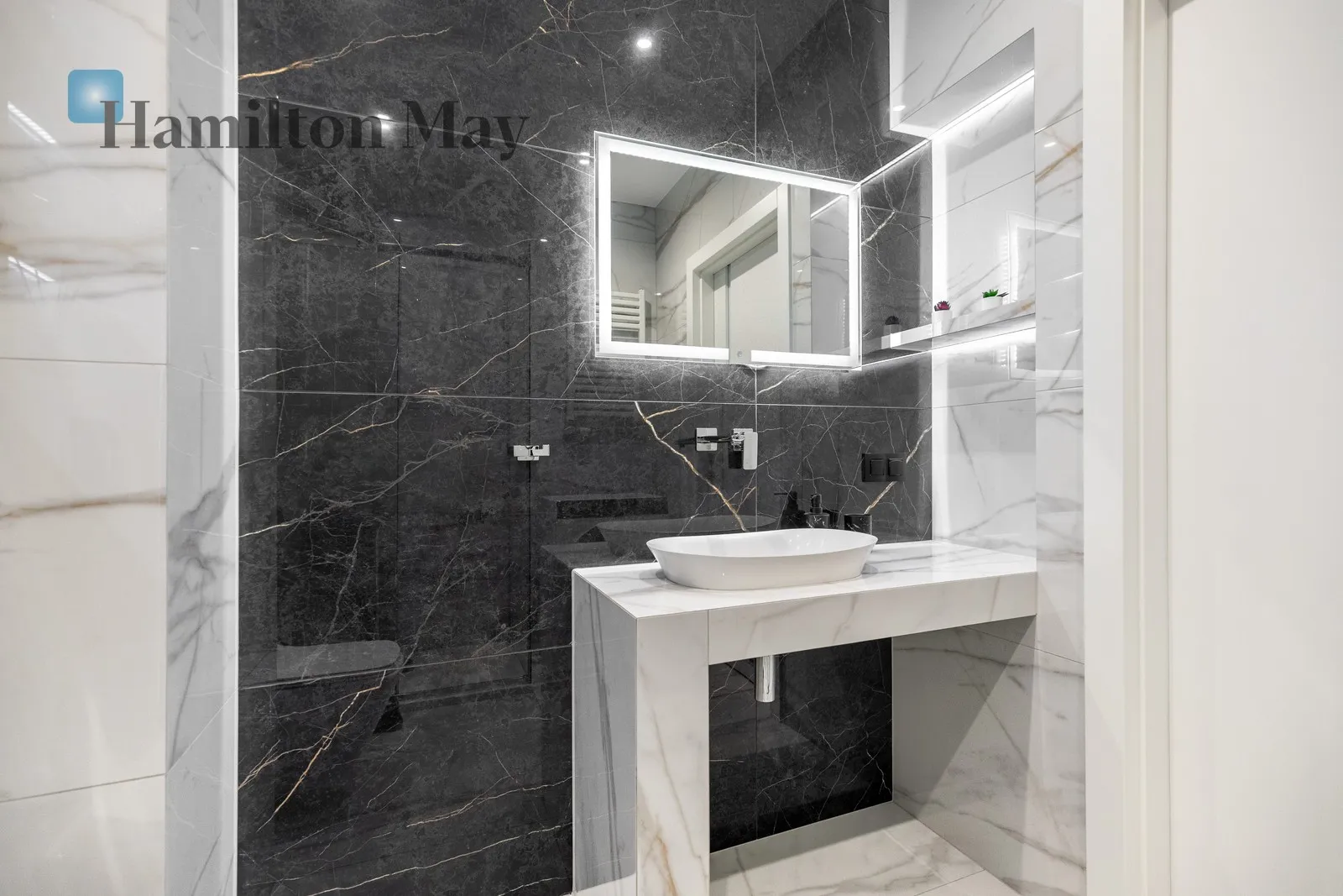 City: Zabłocie Street: Zabłocie Region: Zabłocie Level: 4 Price: 4500 PLN - slider