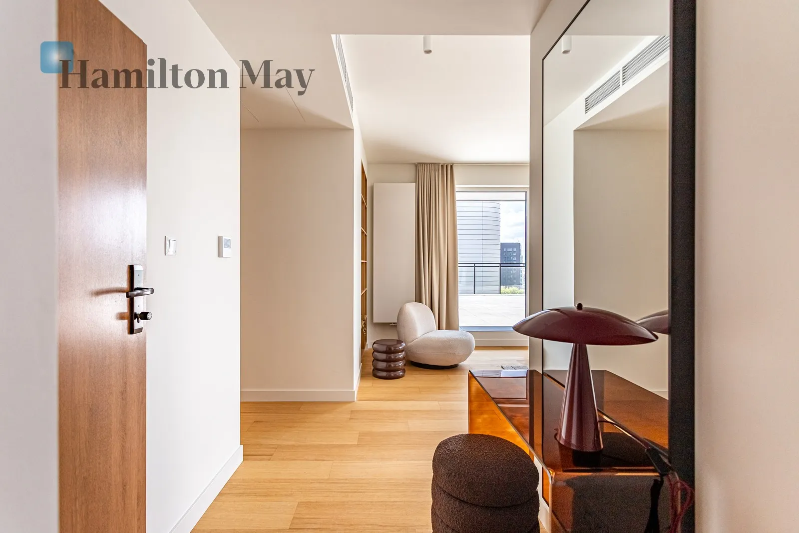Level: 10 Price: 17400 PLN Bedrooms: 3 Bathrooms: 2 Size: 115m2 Price/m2: 151 PLN - slider