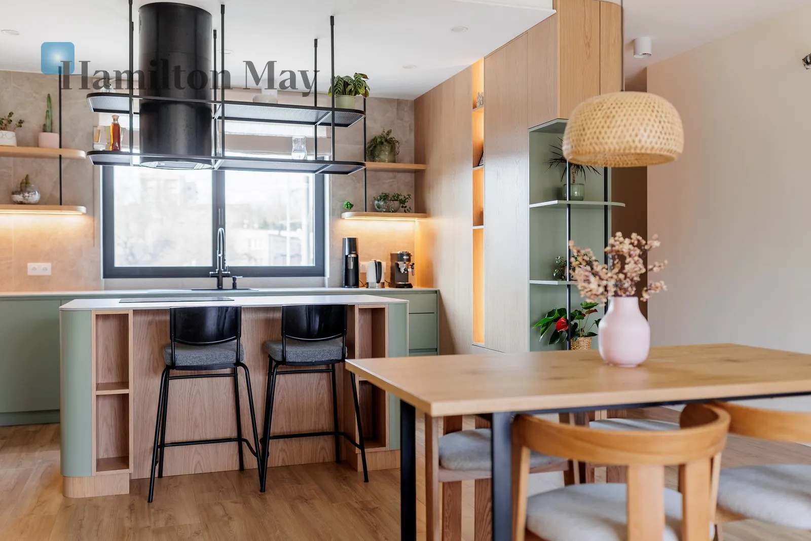 Subregion: Wieczysta Distance to centre: 3.68 km Level: 1 Price: 7600 PLN Bedrooms: 3 Bathrooms: 2 Size: 87.32m2 - slider